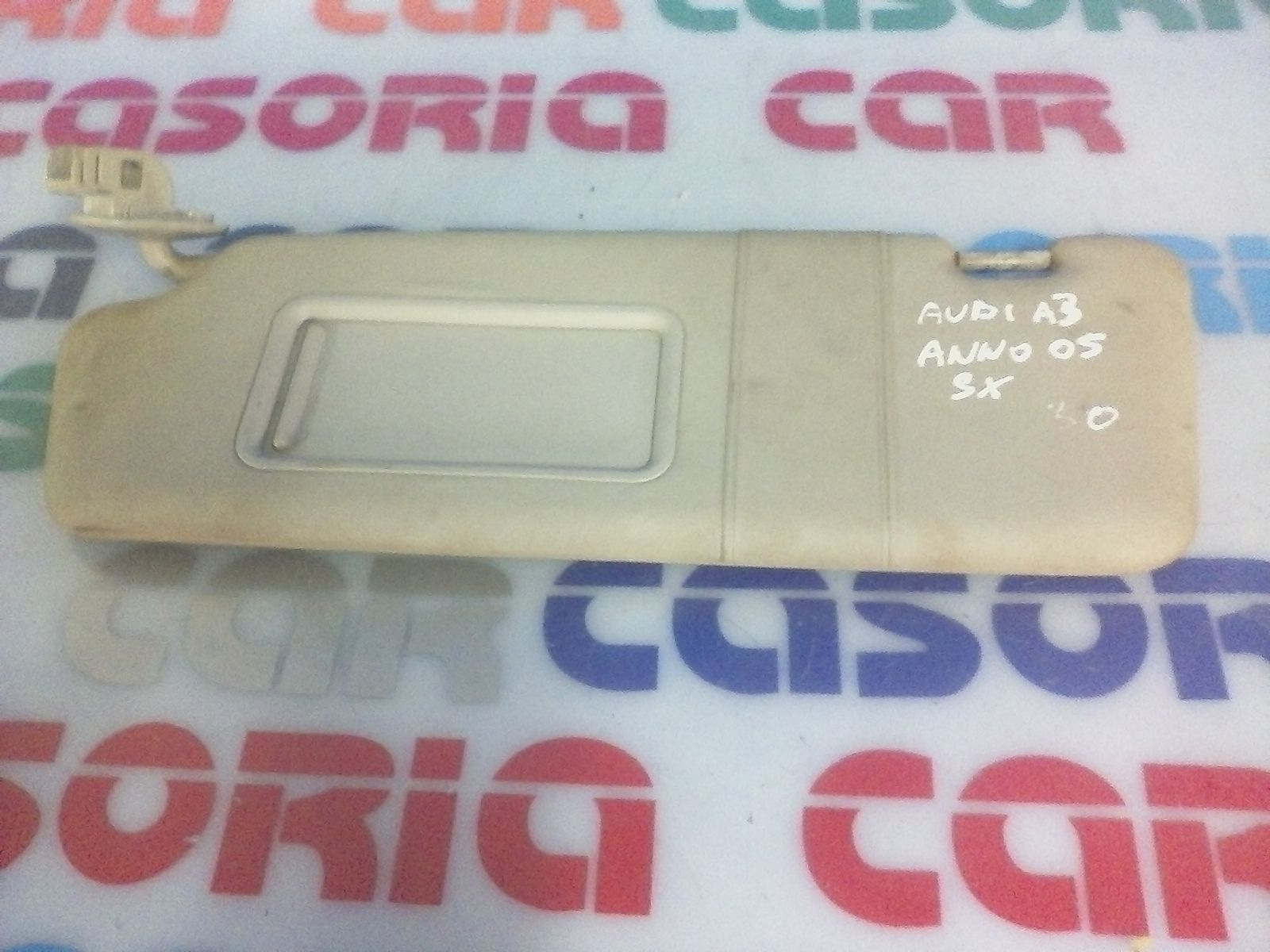 Aletta Parasole Parabrezza Sinistro 8P0857551AE5B9 Usato