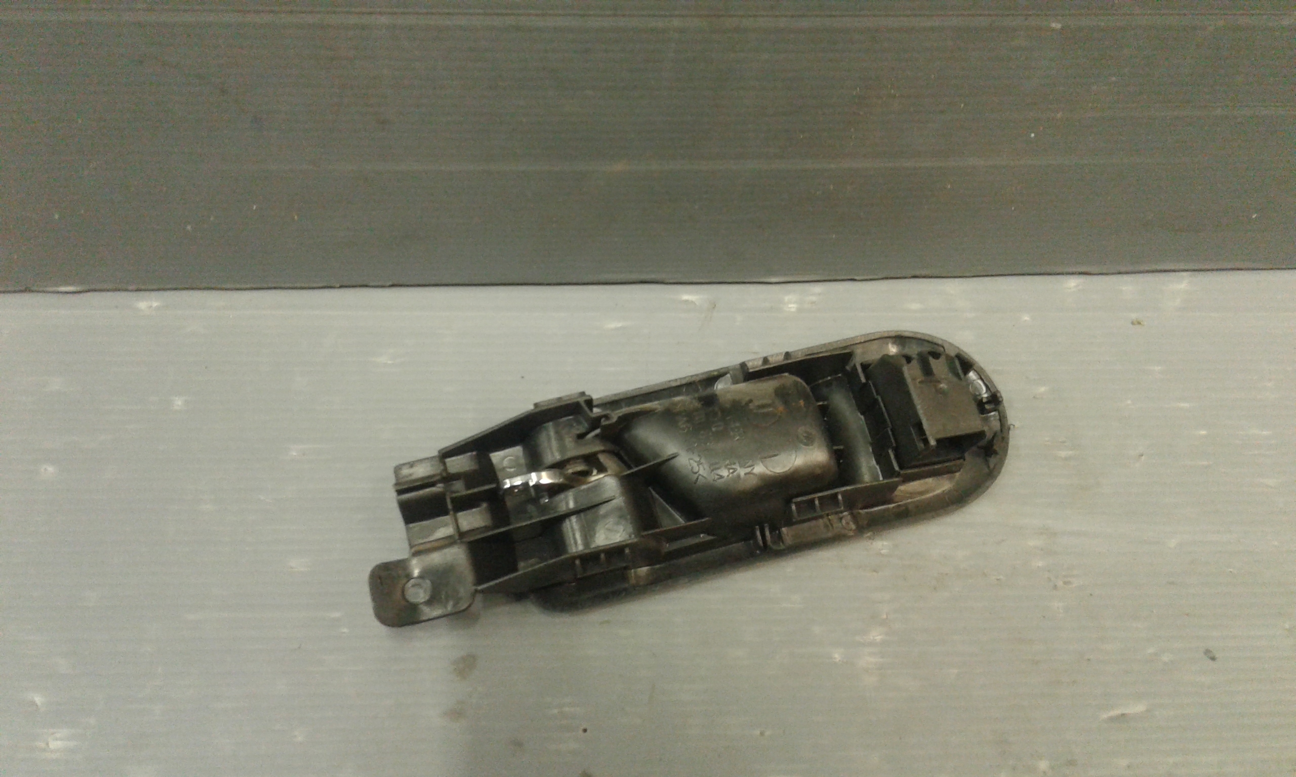 Maniglia Int. Apertura Porta Ant. Destro Usato