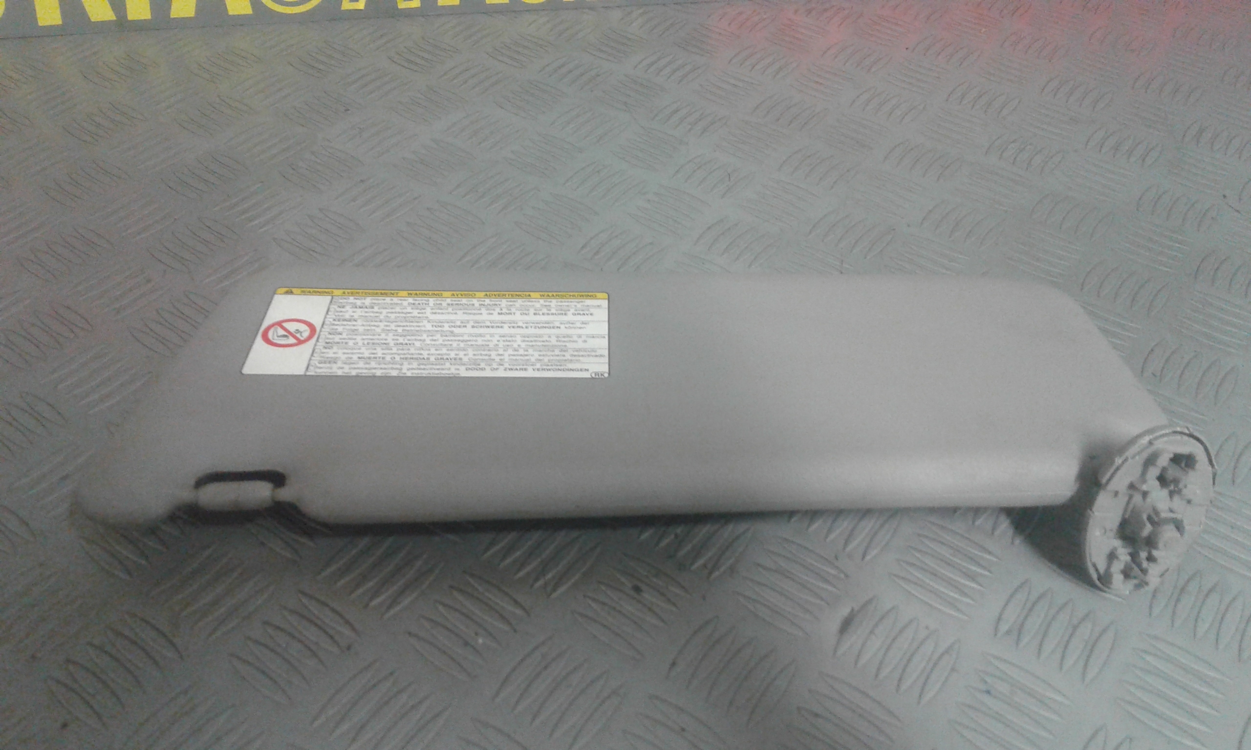 Aletta Parasole Parabrezza Destro 7431074010B0 Usato