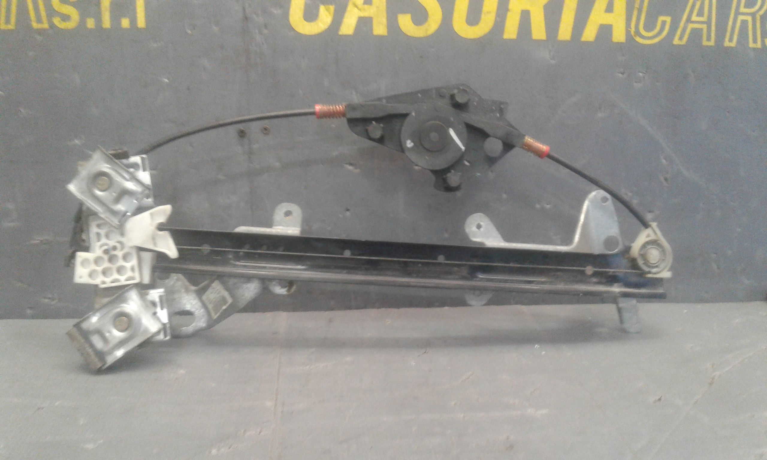 Alzacristallo Porta Ant. Sinistro 1553148 Usato