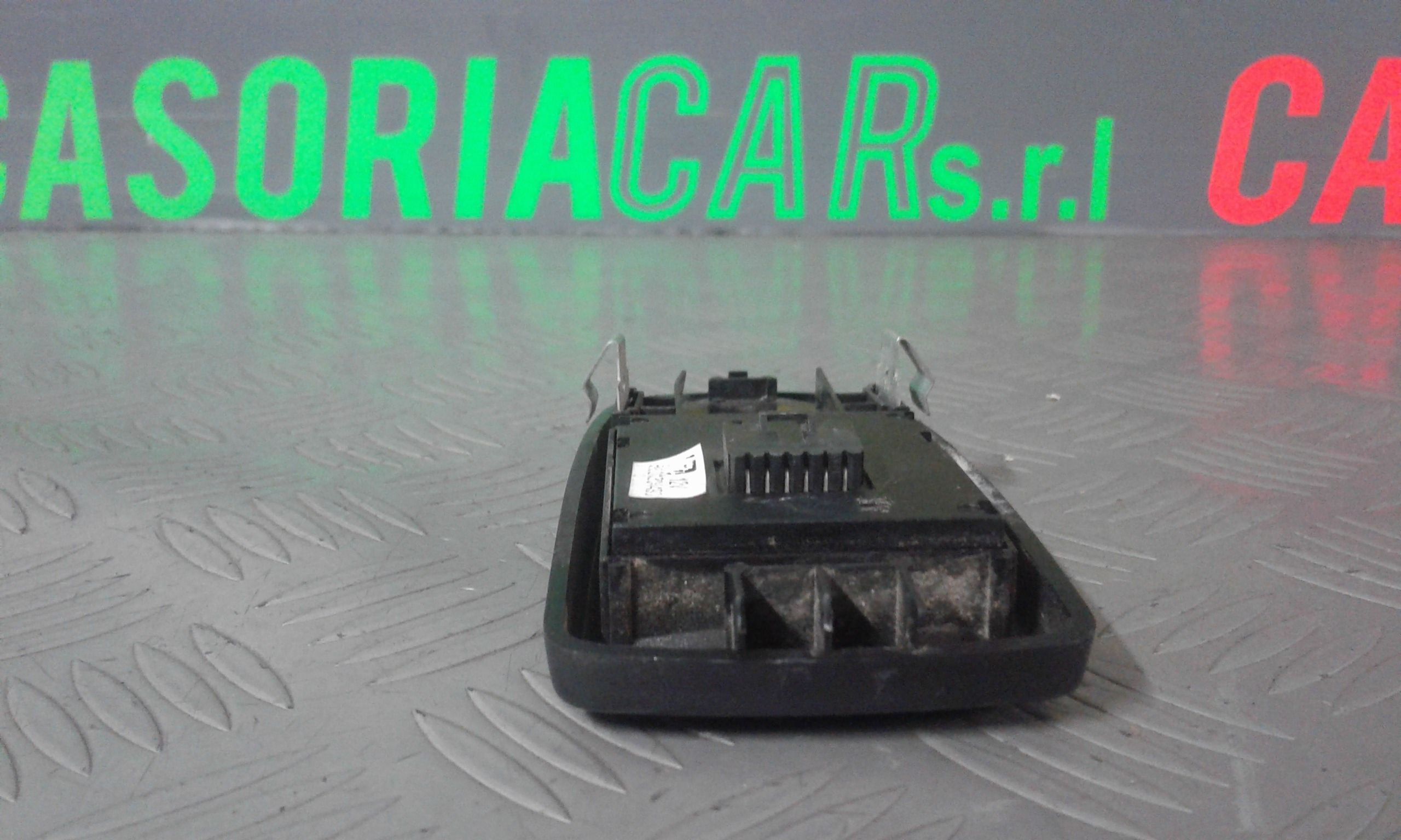 Interruttore Alzacristalli Porta Ant. Sinistro 5801484225 Usato