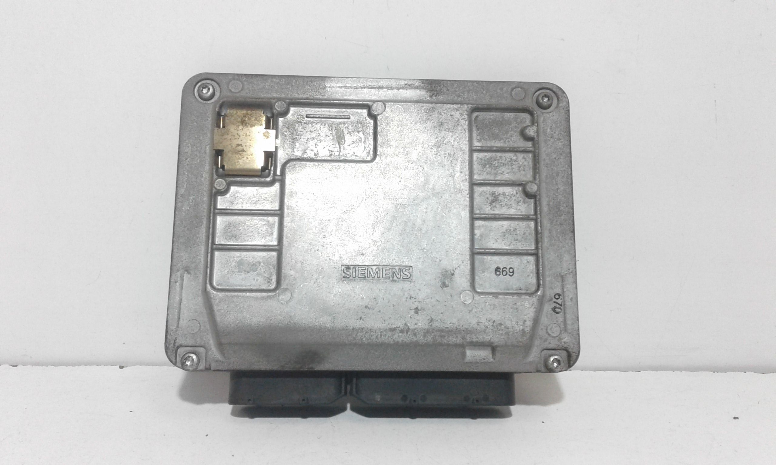 Centralina Iniezione 047906033J Usato