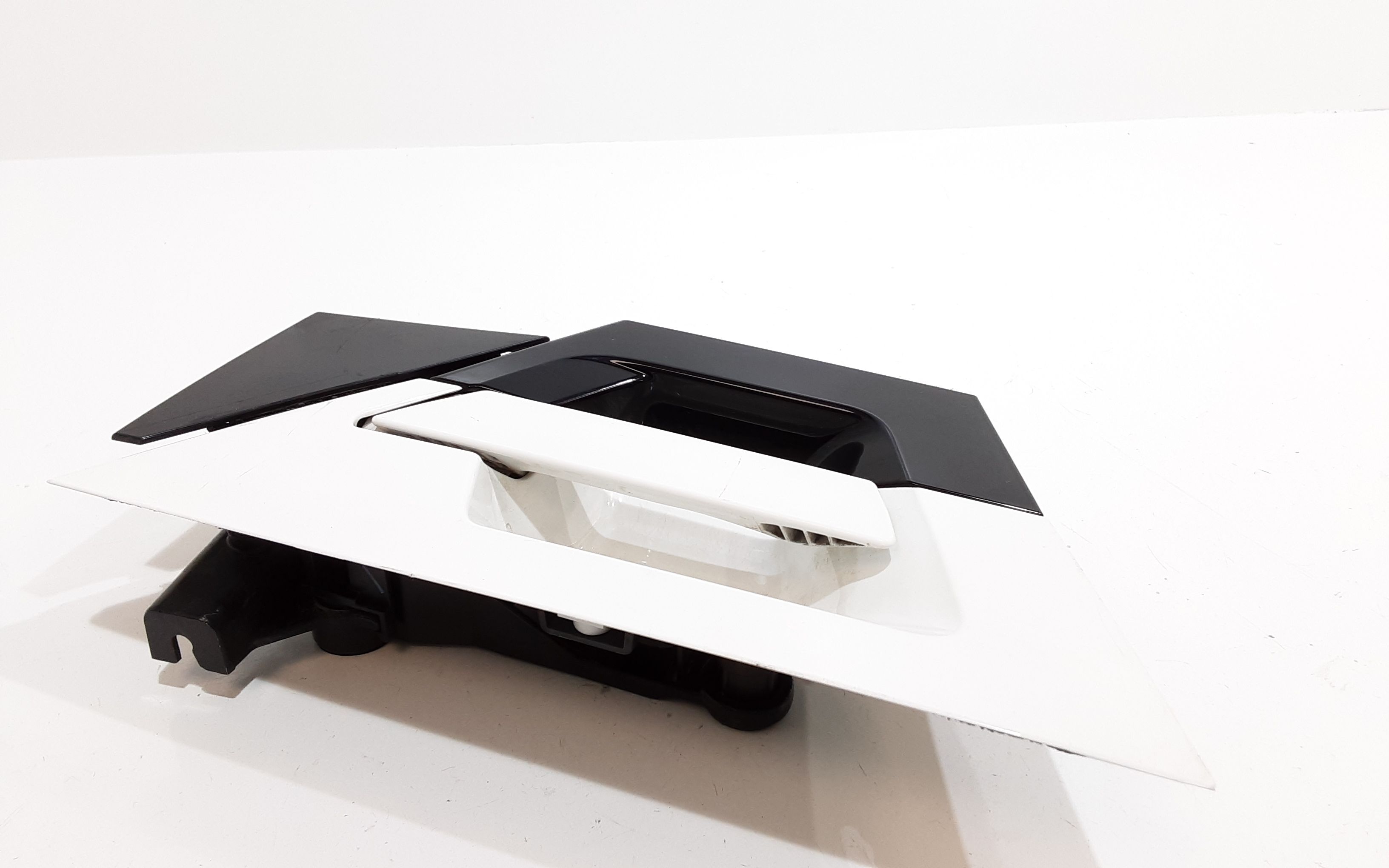 Maniglia Porta Post. Sinistro 69240F4010A0 Usato