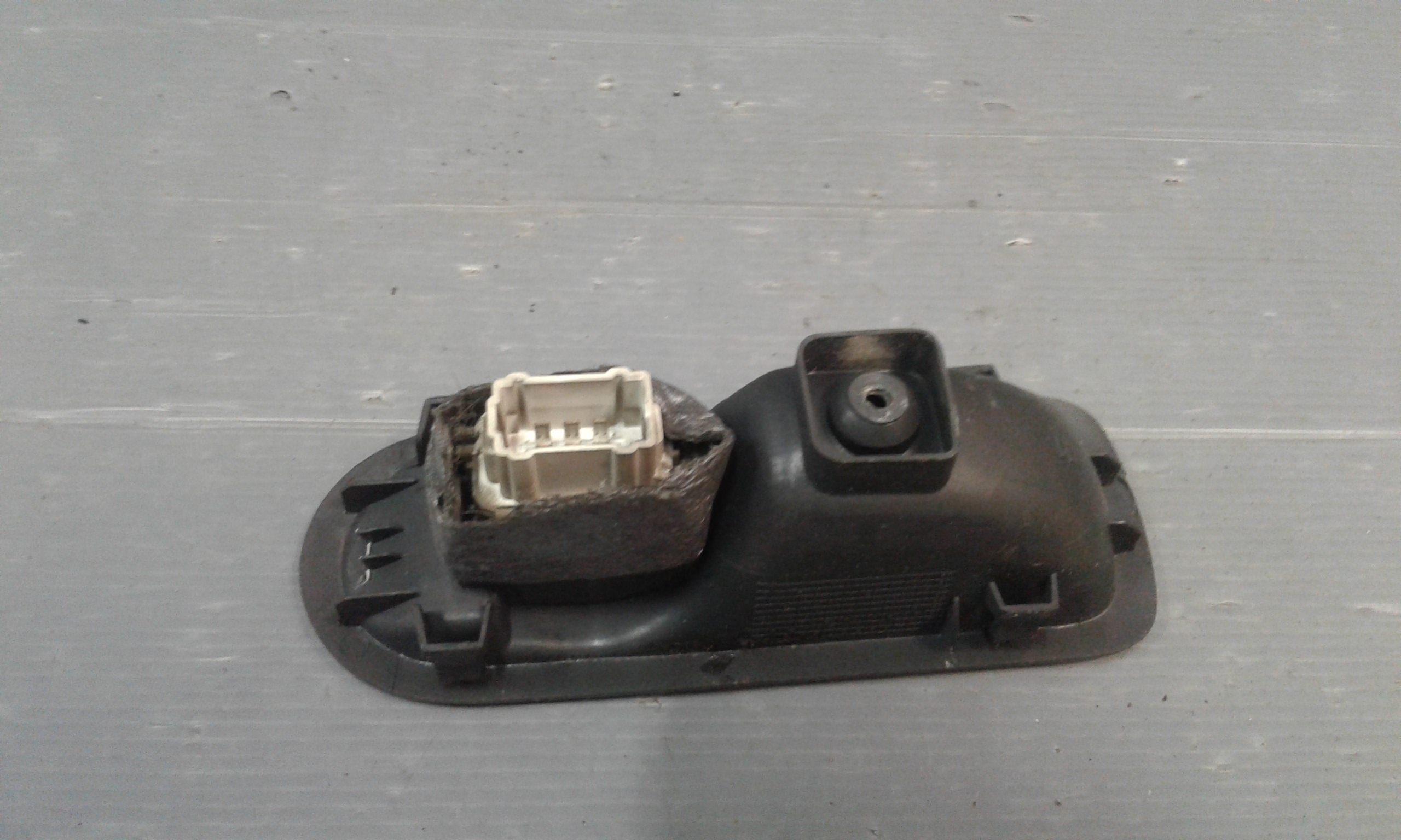 Interruttore Alzacristalli Porta Post. Sinistro 8200315024 Usato