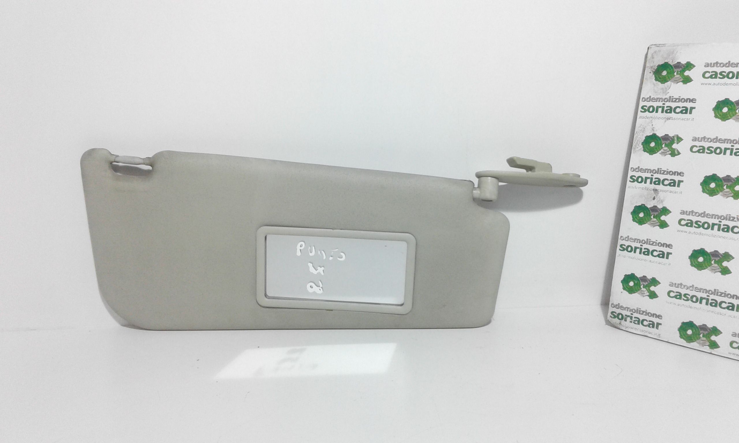 Aletta Parasole Parabrezza Destro 735338206 Usato