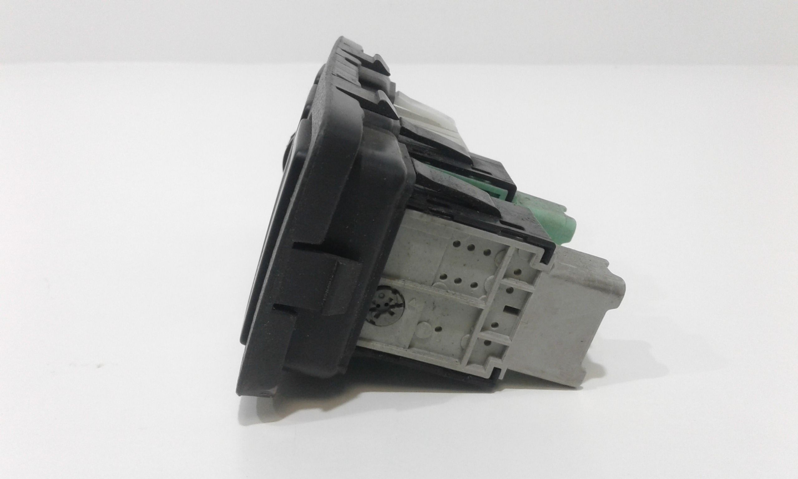 Interruttore Blocco Comando Luci 3965062J20000 Usato