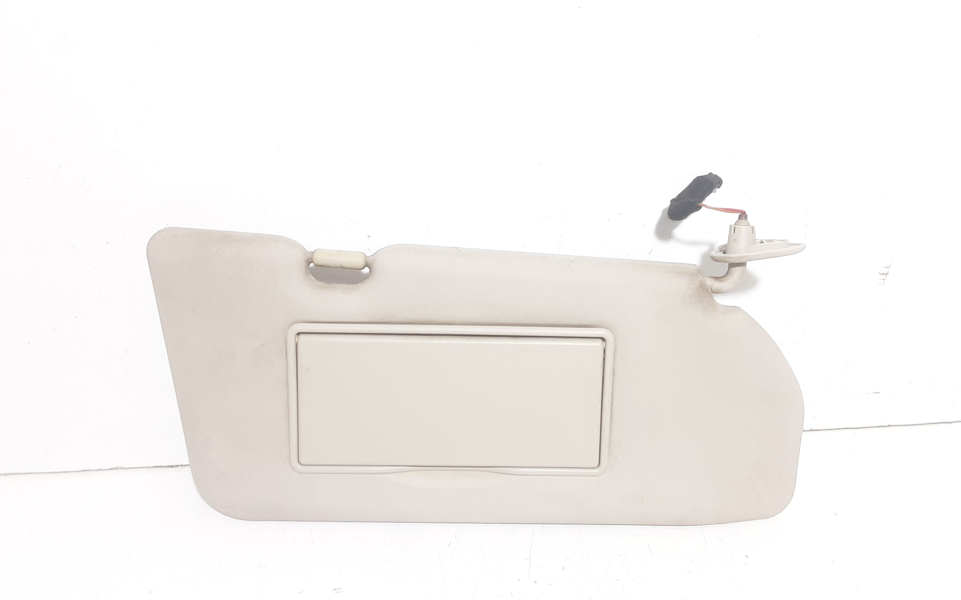 Aletta Parasole Parabrezza Destro 96400BU080 Usato