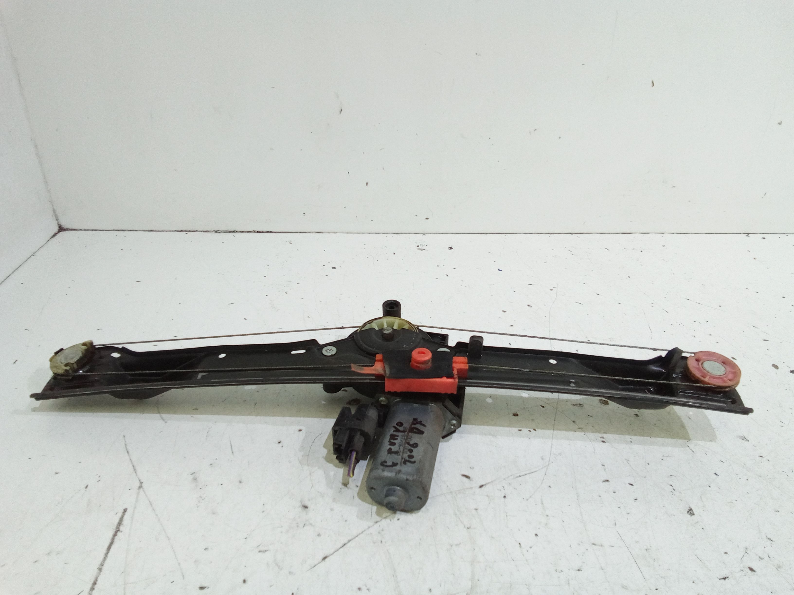 Alzacristallo Porta Ant. Destro Usato