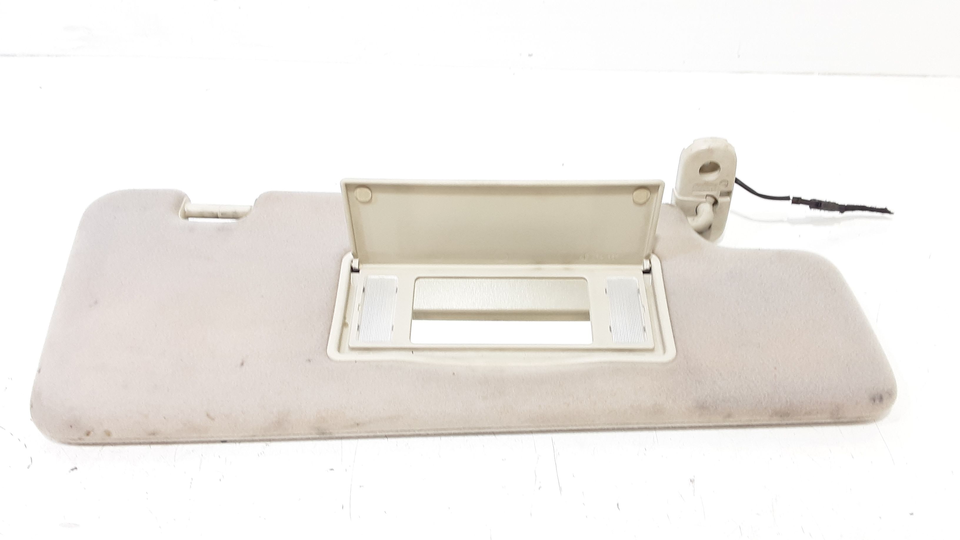 Aletta Parasole Parabrezza Destro EDQ500742NUG Usato