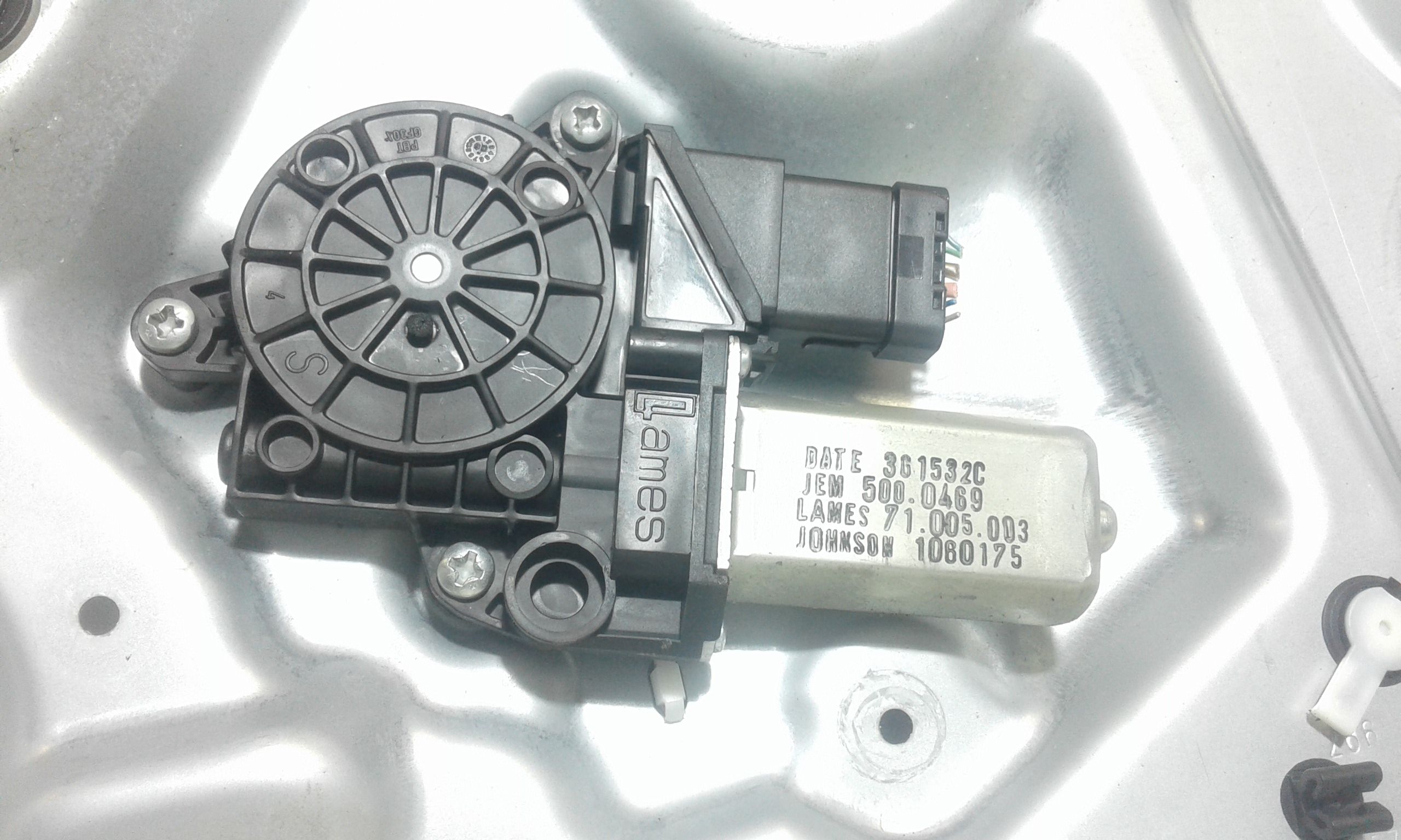 Alzacristallo Elettr. Porta Post. Sinistro Usato