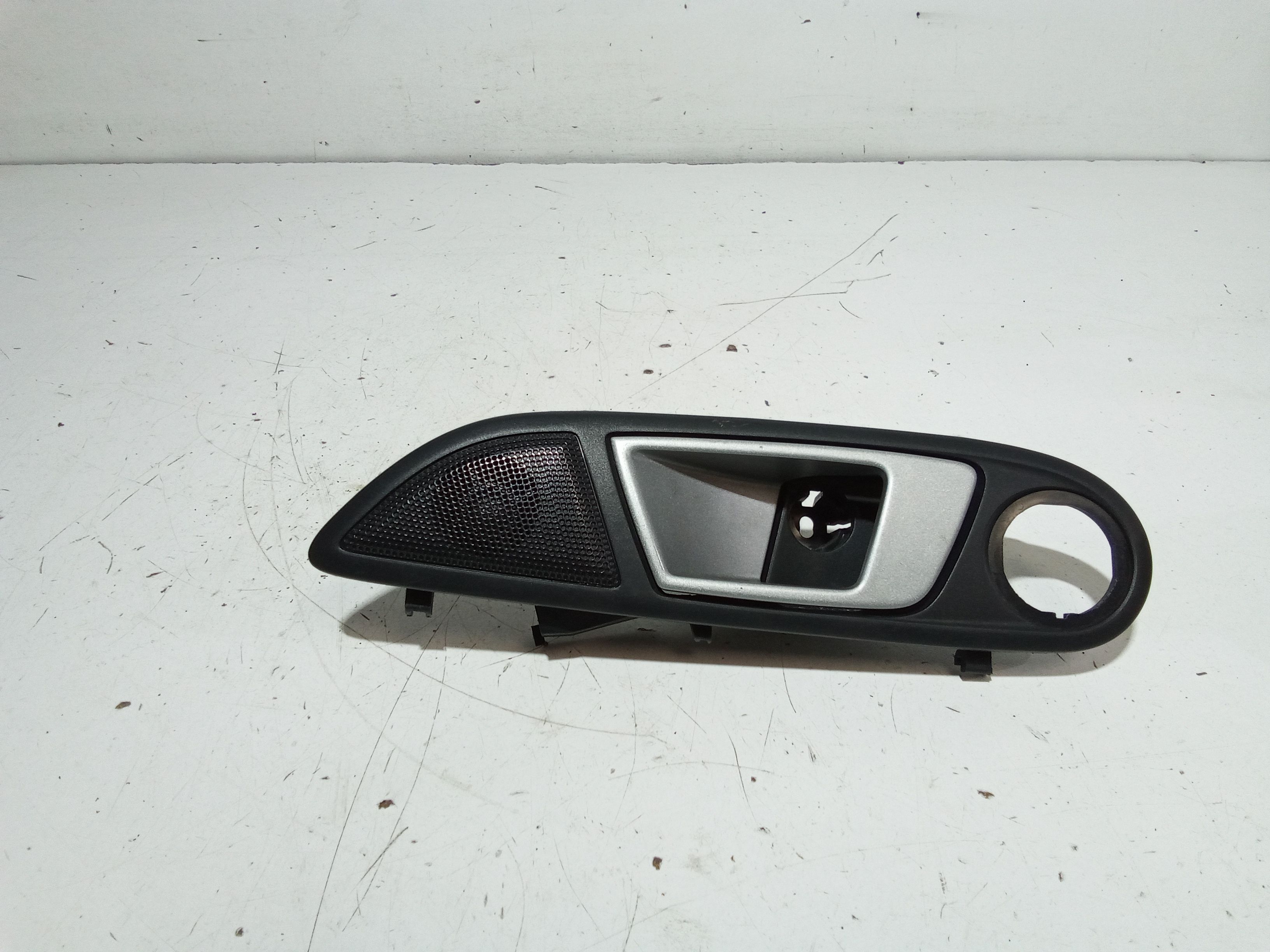 Maniglia Int. Apertura Porta Ant. Destro Usato