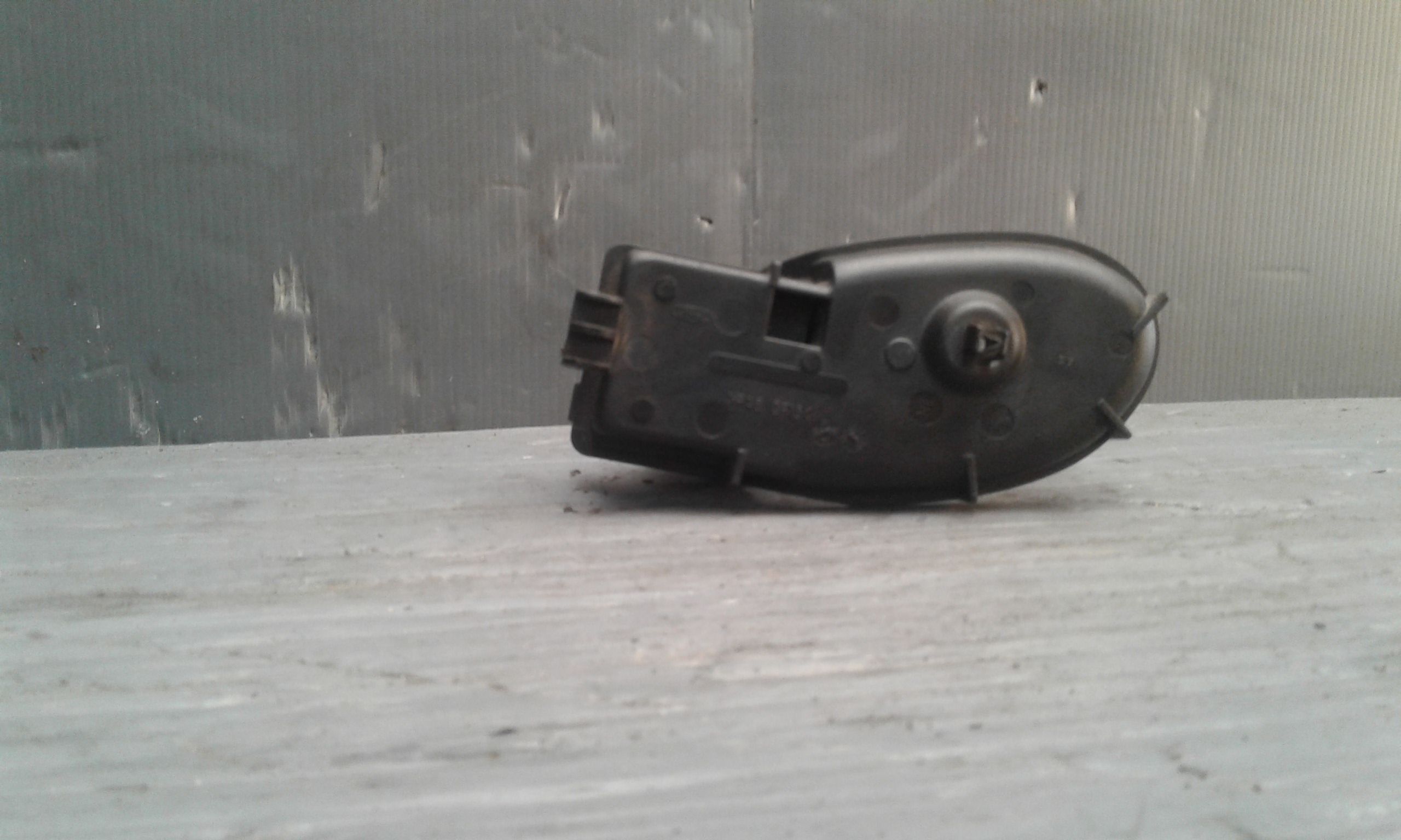 Maniglia Int. Apertura Porta Ant. Destro Usato