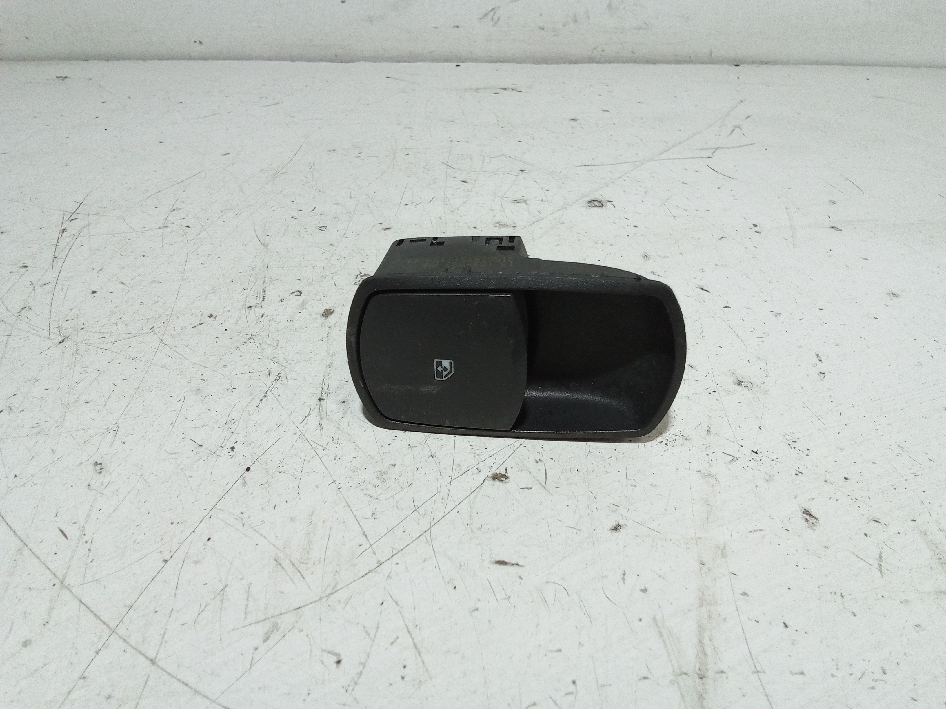 Interruttore Alzacristalli Porta Ant. Destro Usato