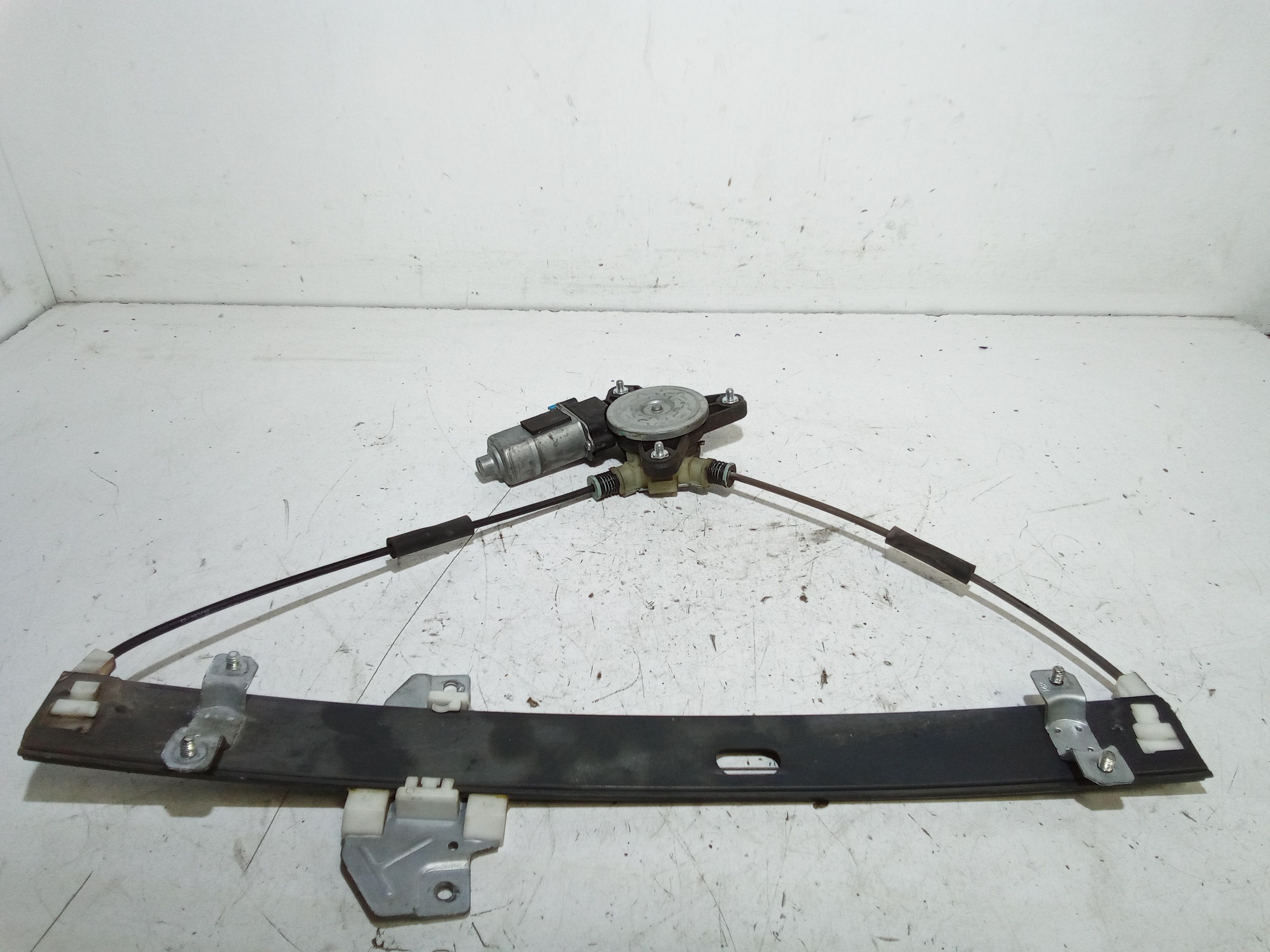 Alzacristallo Porta Ant. Destro 96601485 Usato