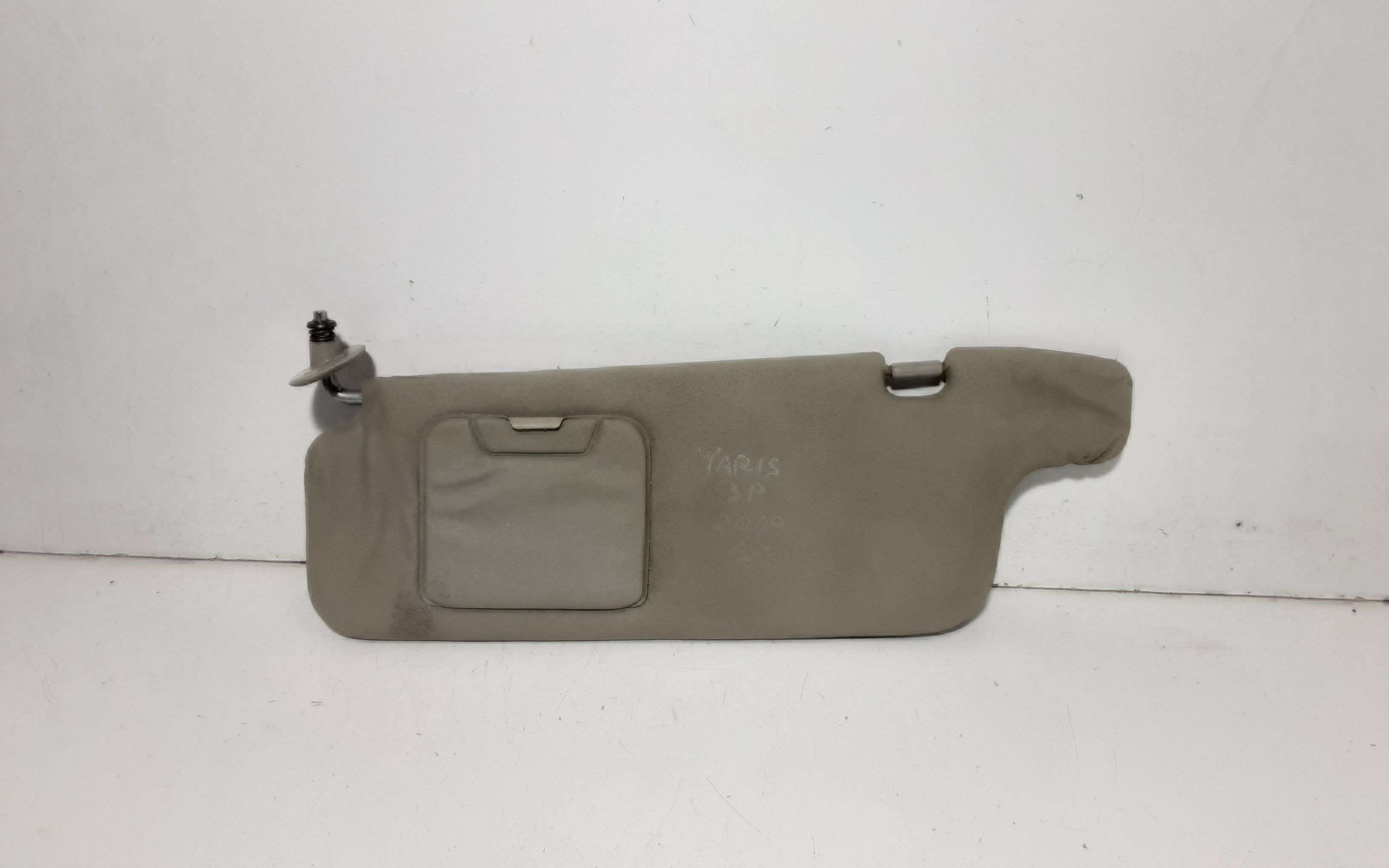 Aletta Parasole Parabrezza Sinistro 7432052311B0 Usato