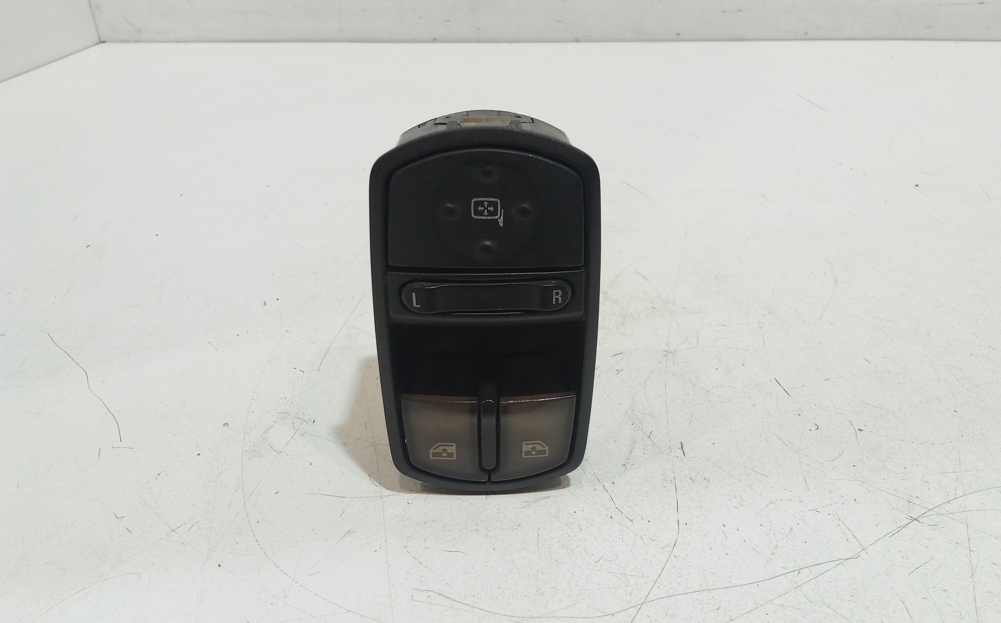 Interruttore Alzacristalli Porta Ant. Sinistro Usato