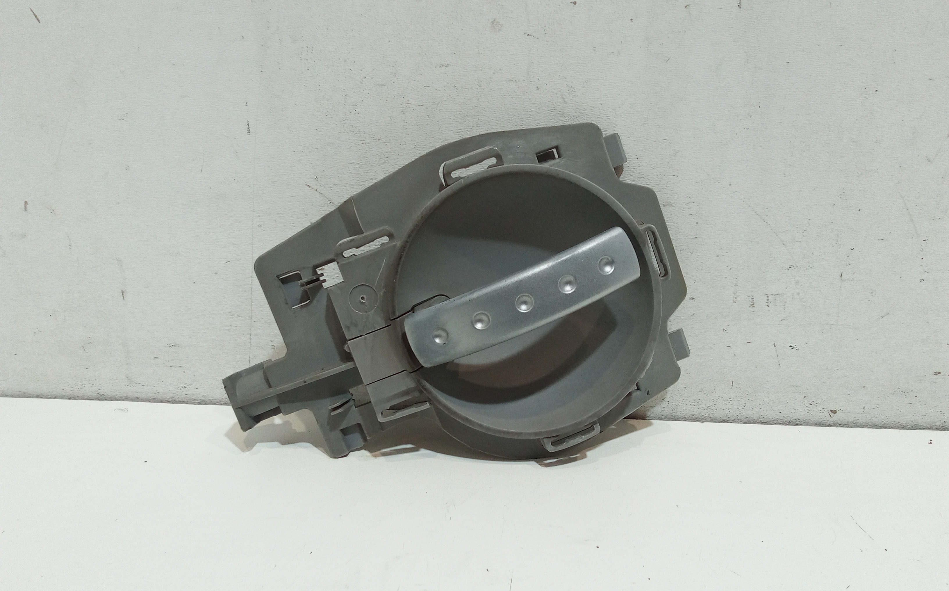 Maniglia Int. Apertura Porta Ant. Sinistro 9143F8 Usato