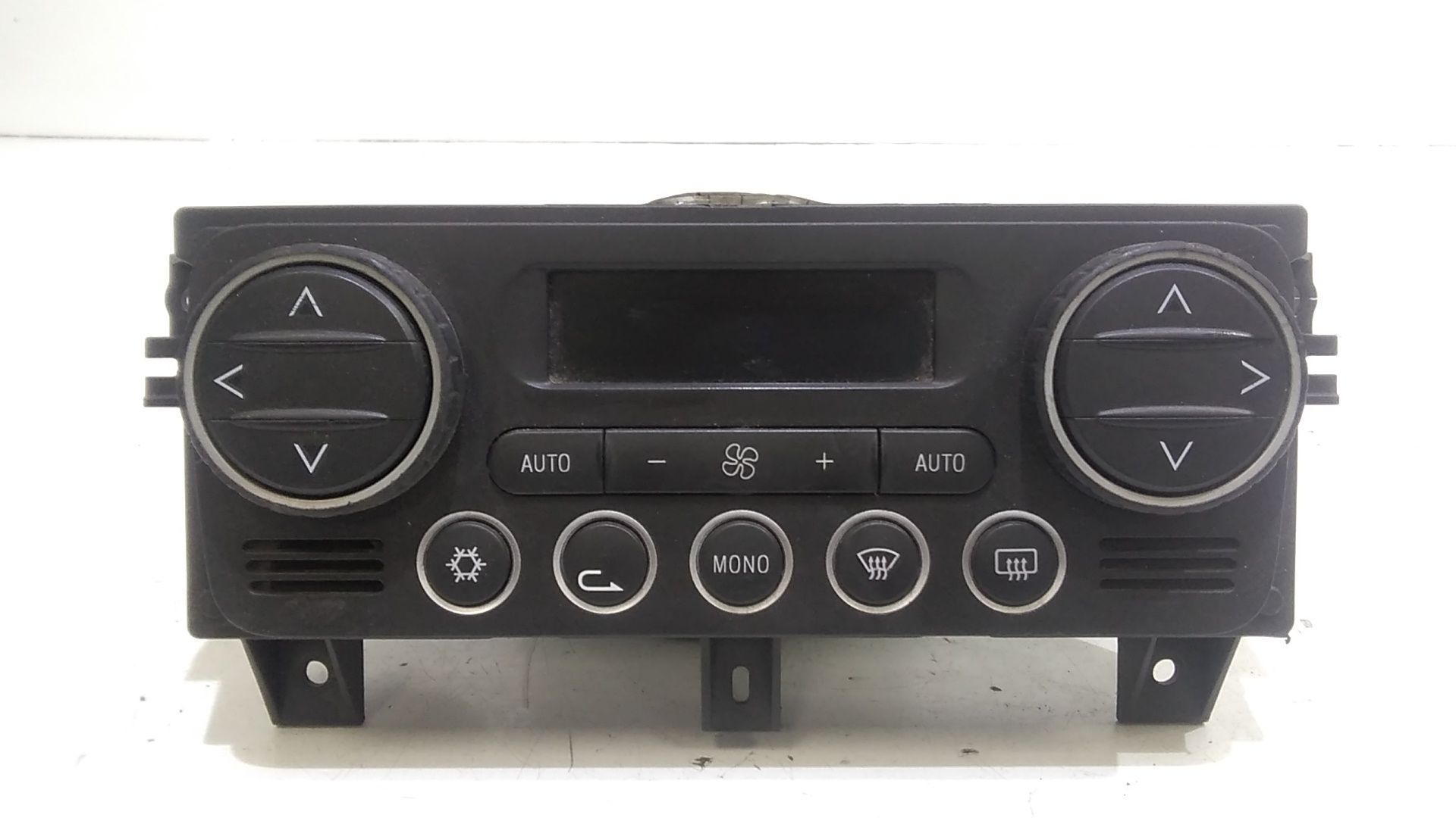 Blocco Comando Climatizzazione 60696621 Usato