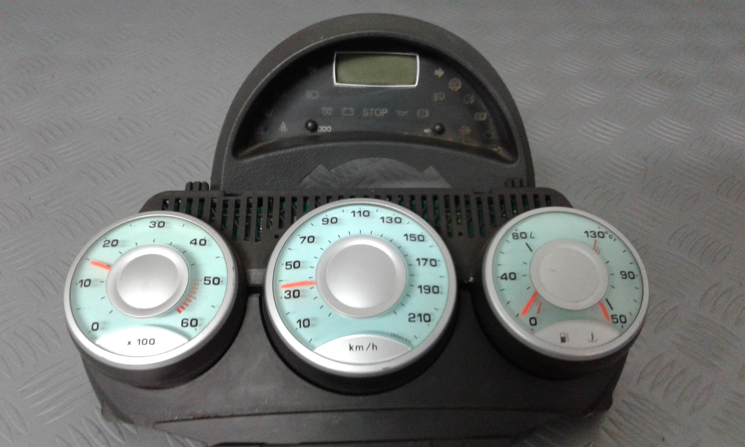 Quadro Portastrumenti 1496276080 Usato