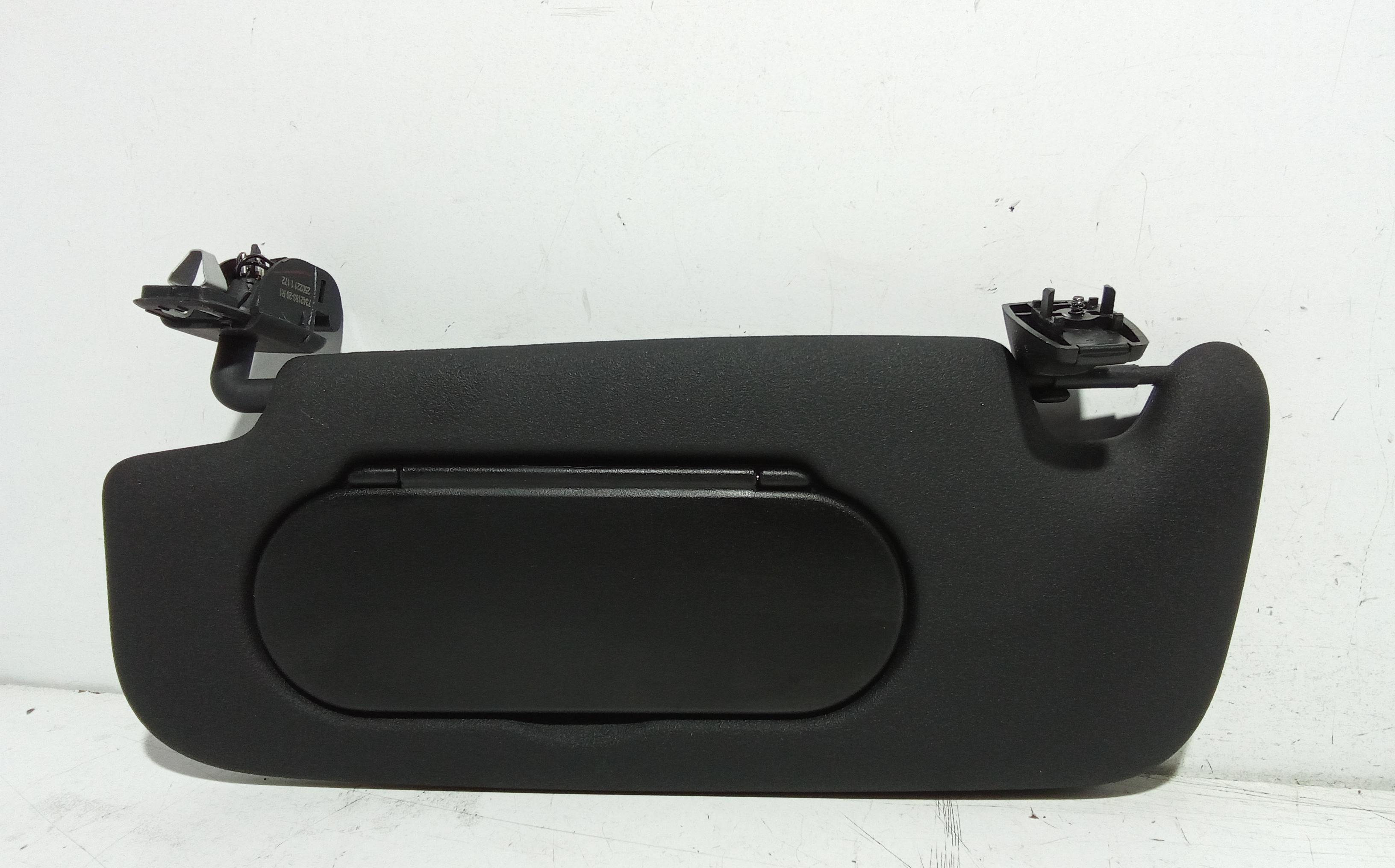 Aletta Parasole Parabrezza Sinistro 51167342193 Usato