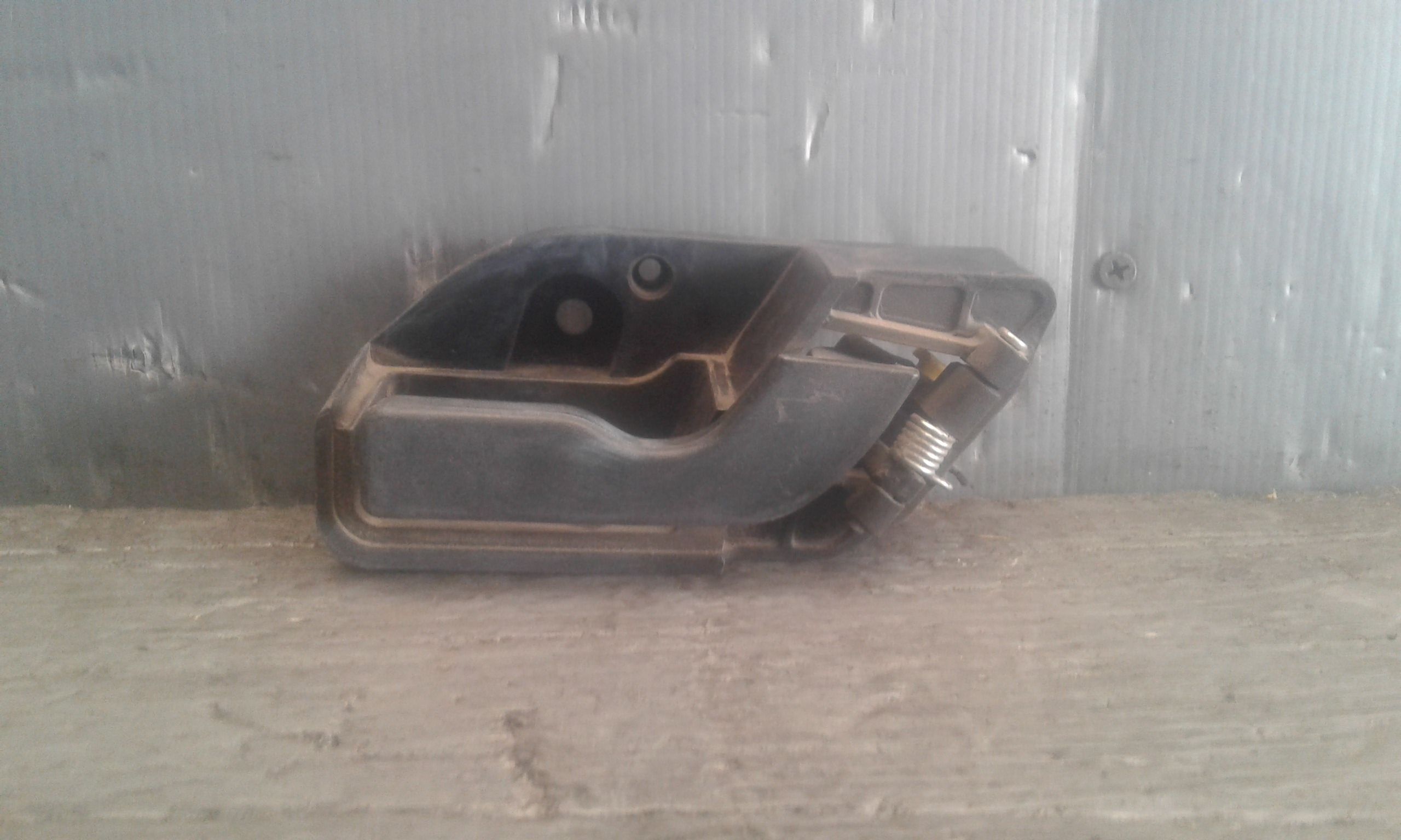 Maniglia Int. Apertura Porta Ant. Destro Usato