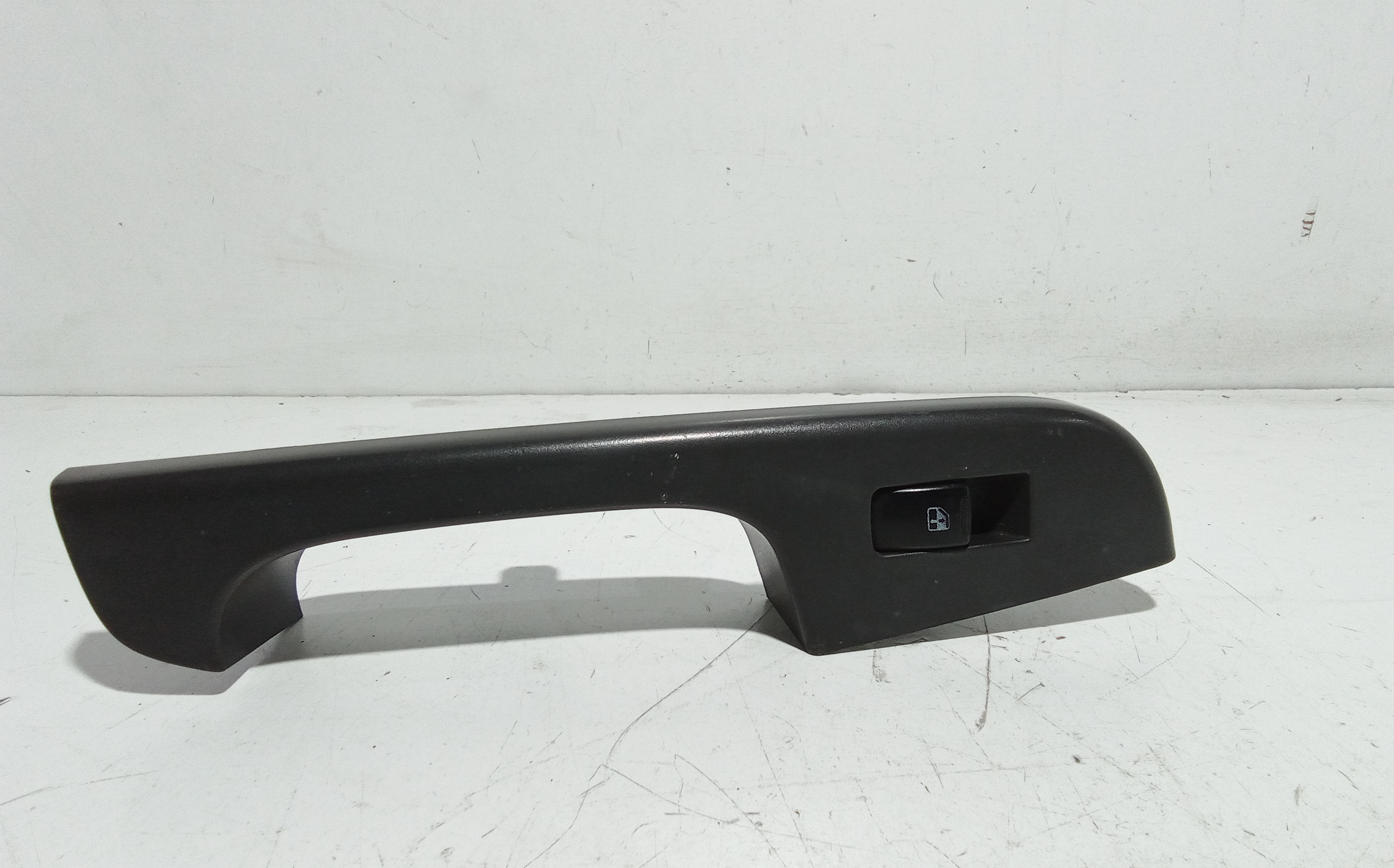 Interruttore Alzacristalli Porta Ant. Destro Usato