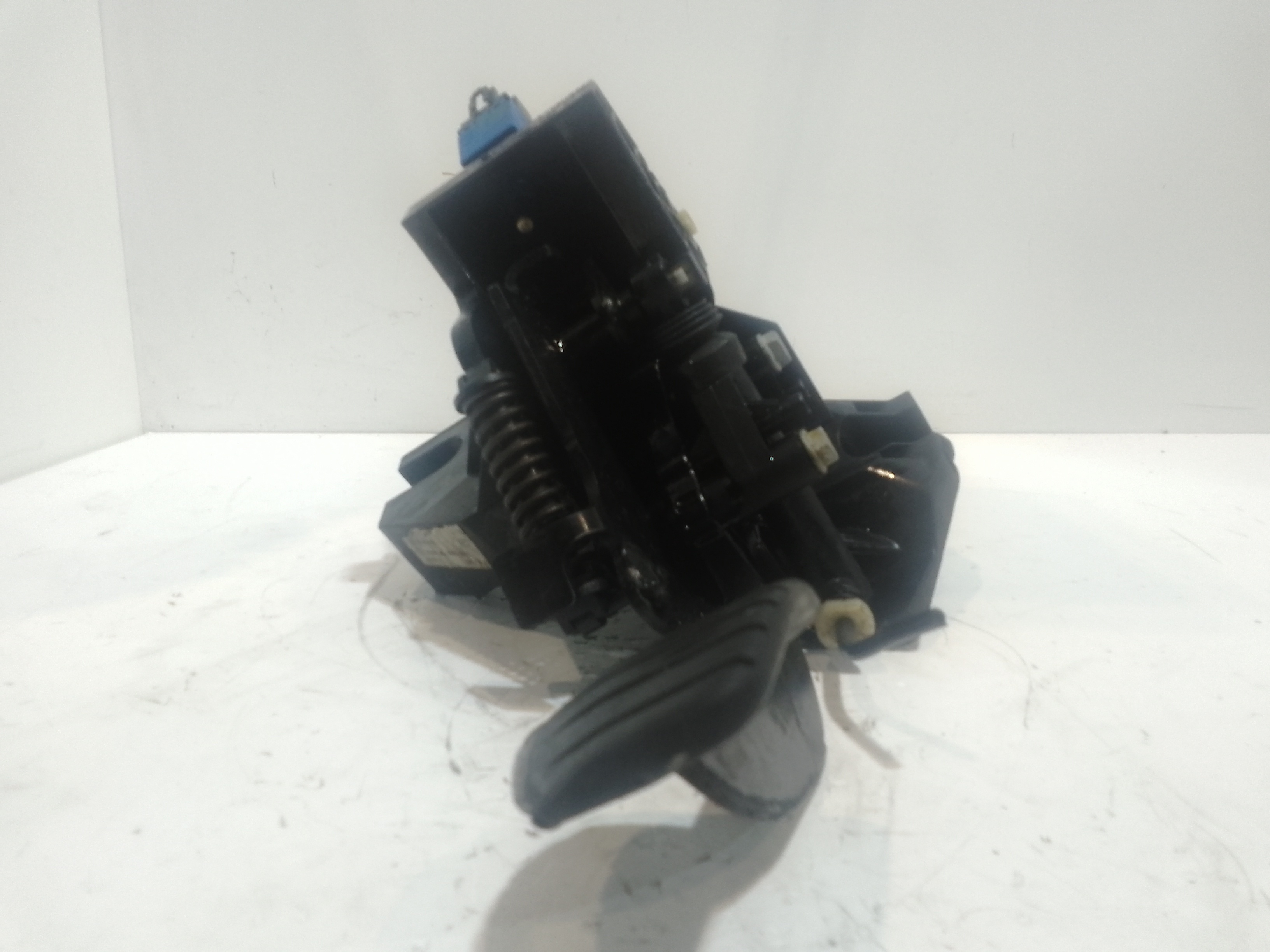 Pedale Frizione 465033911R Usato