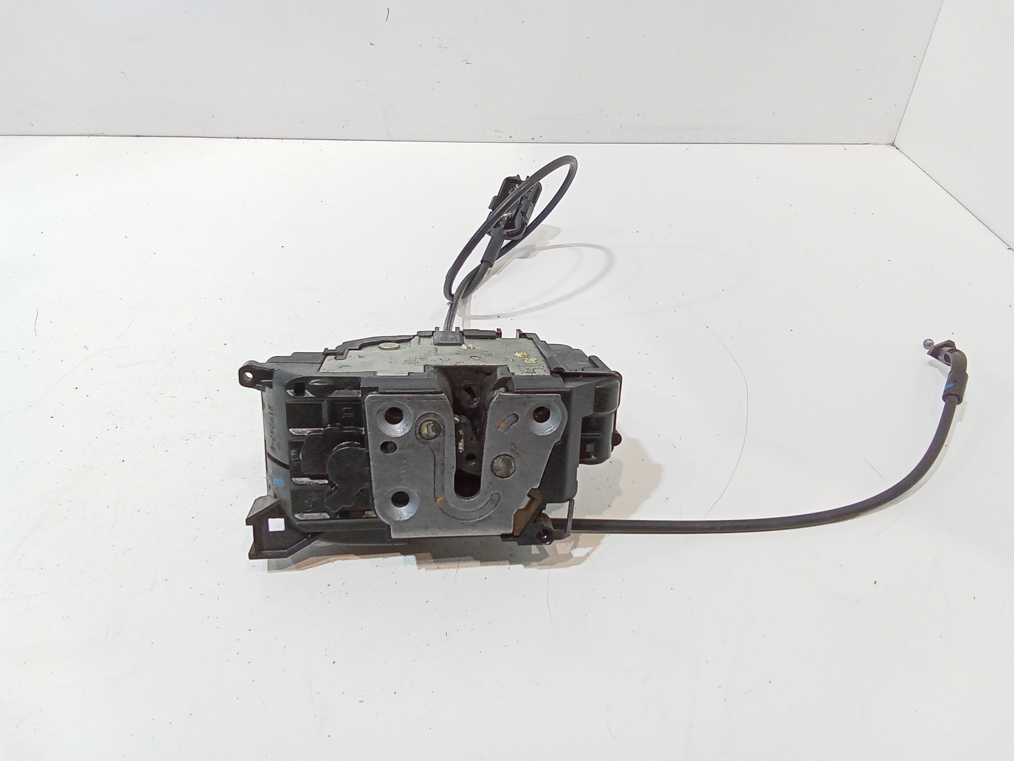 Serratura Porta Ant. Destro 8200219247 Usato