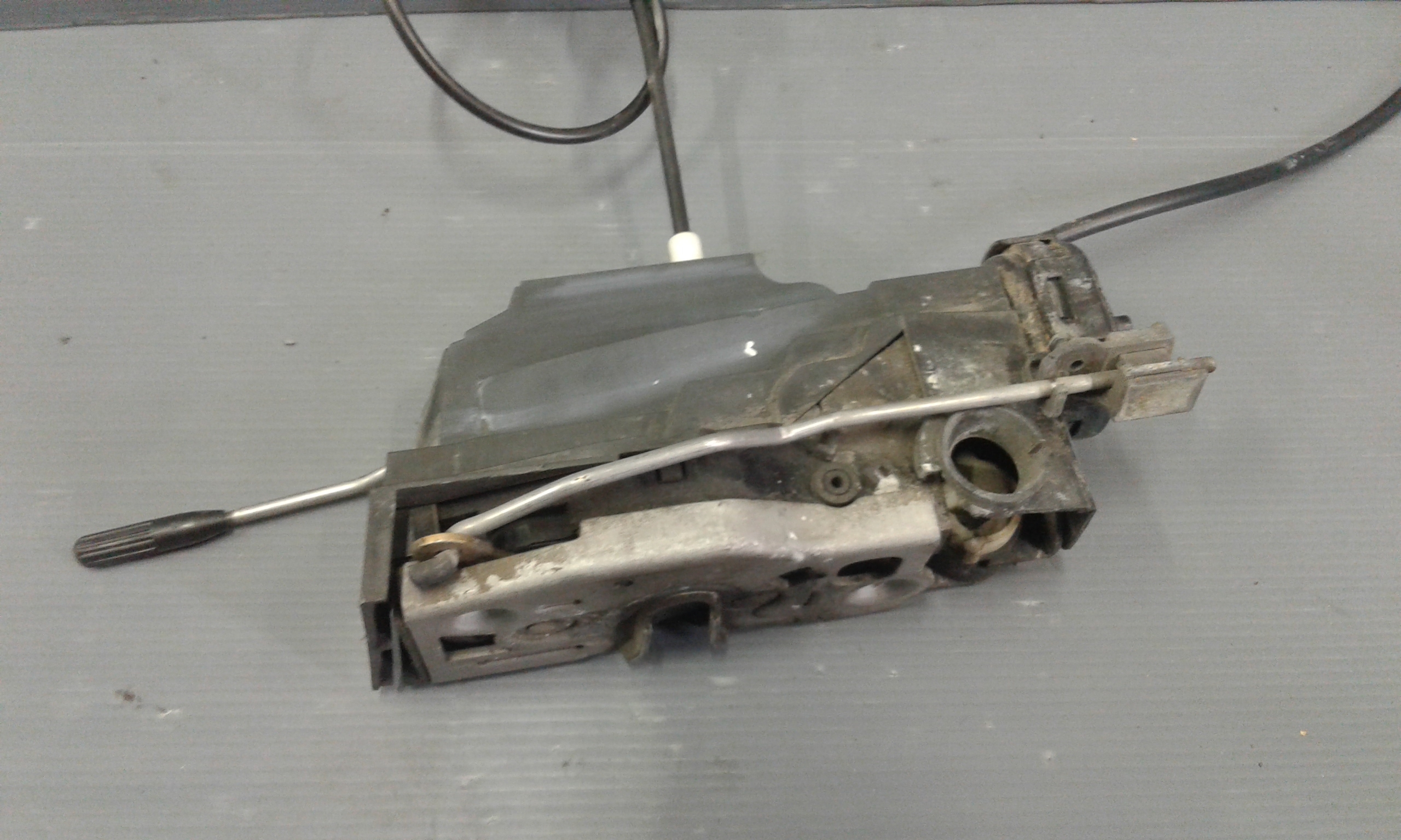 Serratura Porta Ant. Destro A1687202235 Usato