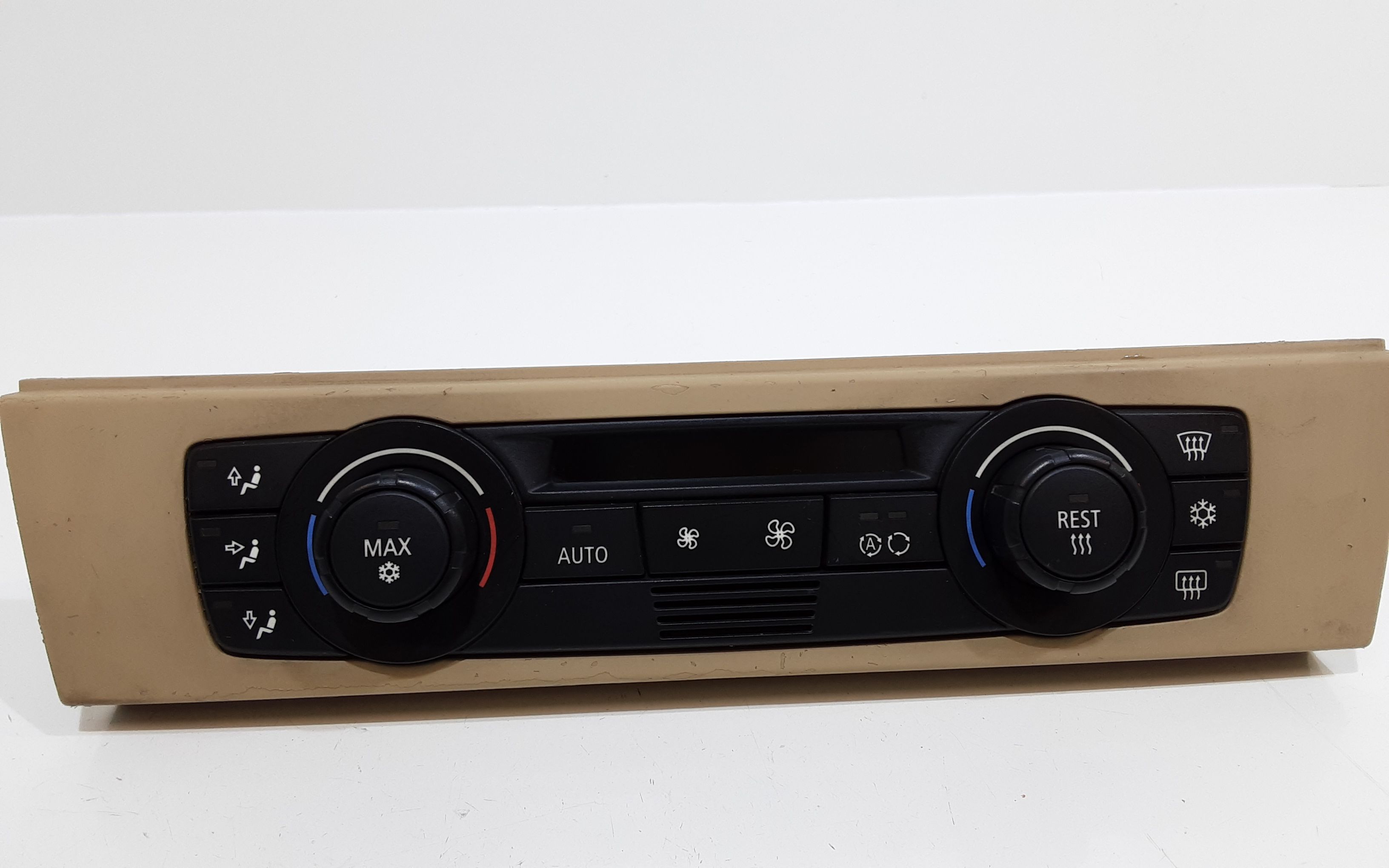 Blocco Comando Climatizzazione 64119190922 Usato