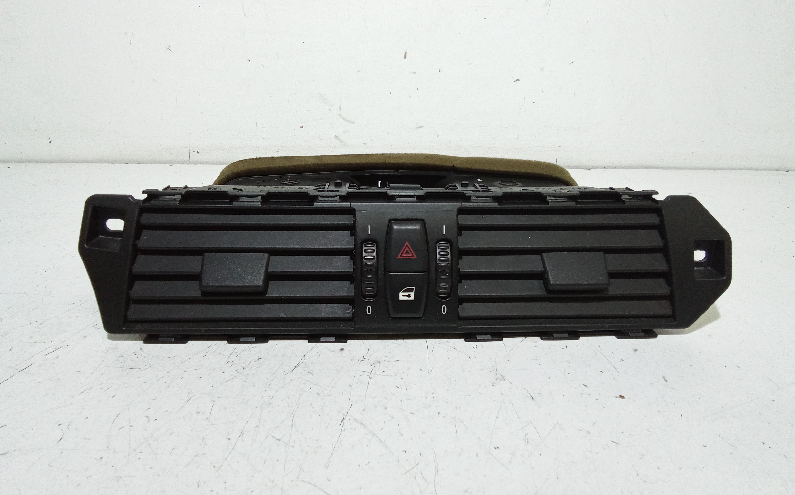 Condotto Aria Bocchette Centr. Sup. Cruscotto Usato