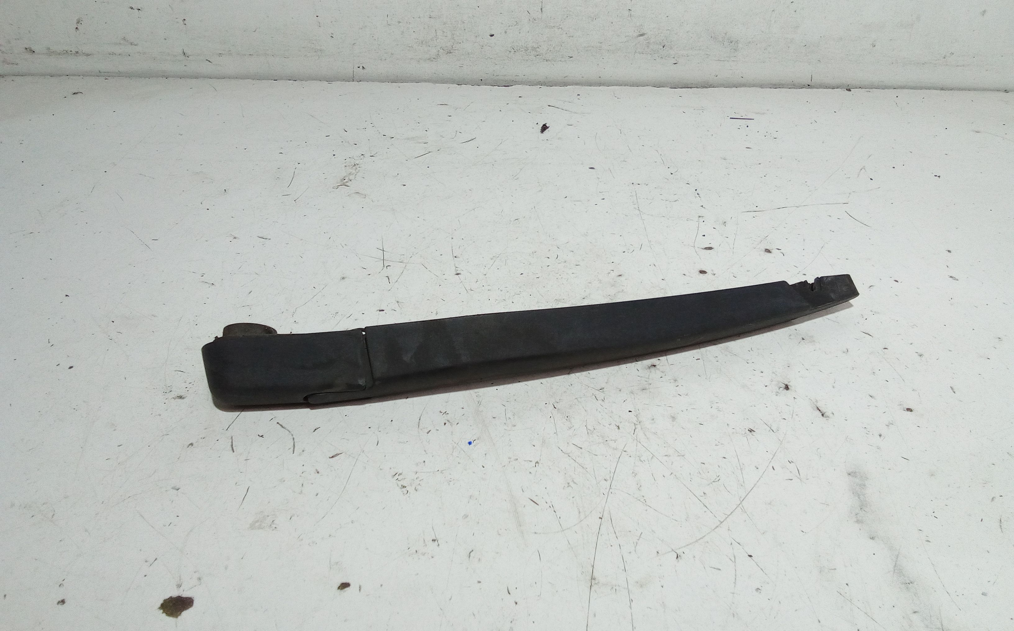 Braccio Tergilunotto 55703093 Usato