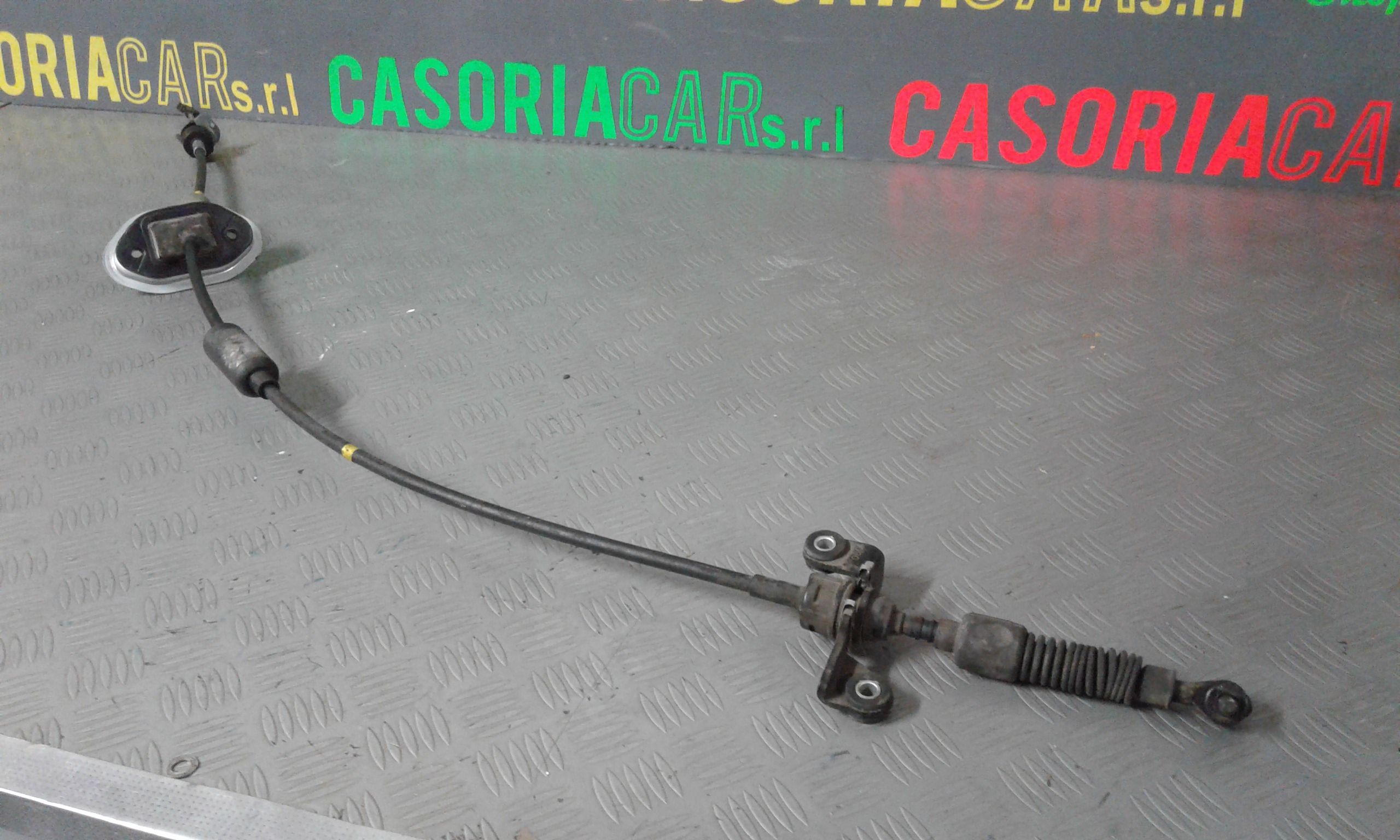 Kit Cavi Comando Leva Cambio 437942P200 Usato