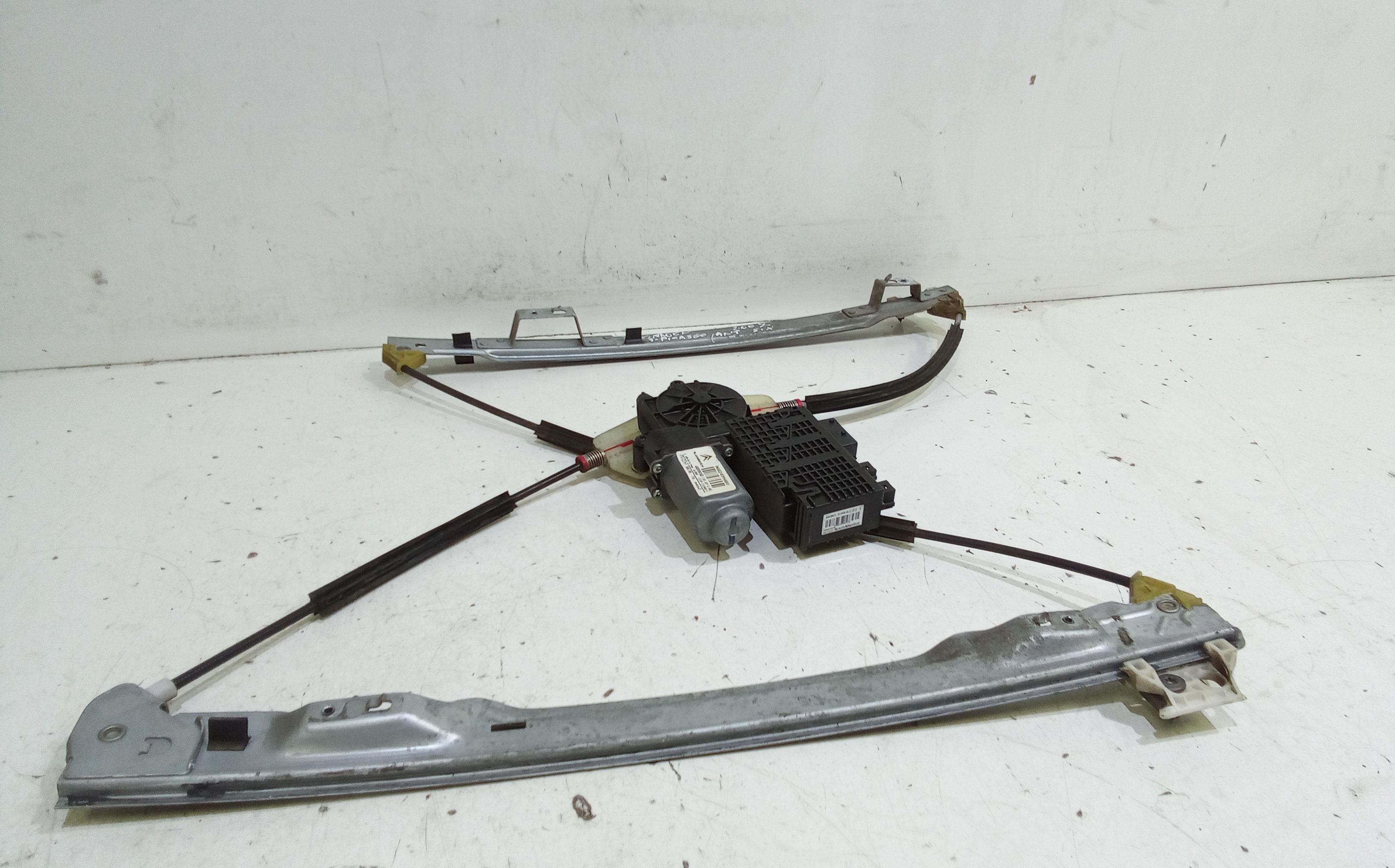 Alzacristallo Porta Ant. Sinistro Usato