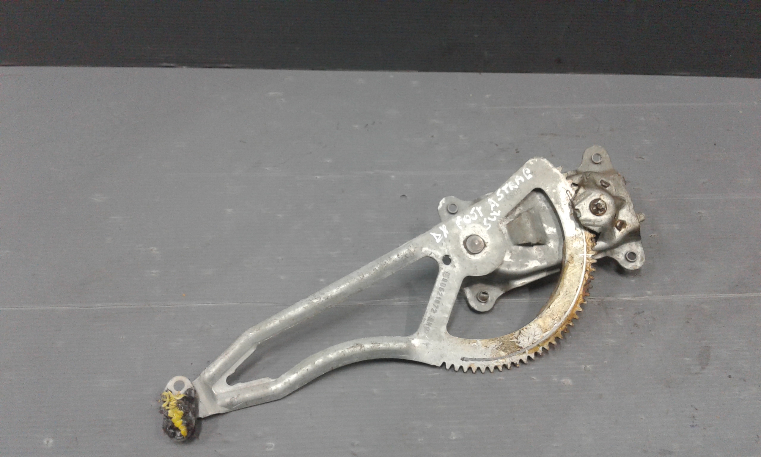 Alzacristallo Porta Post. Destro 90521872 Usato