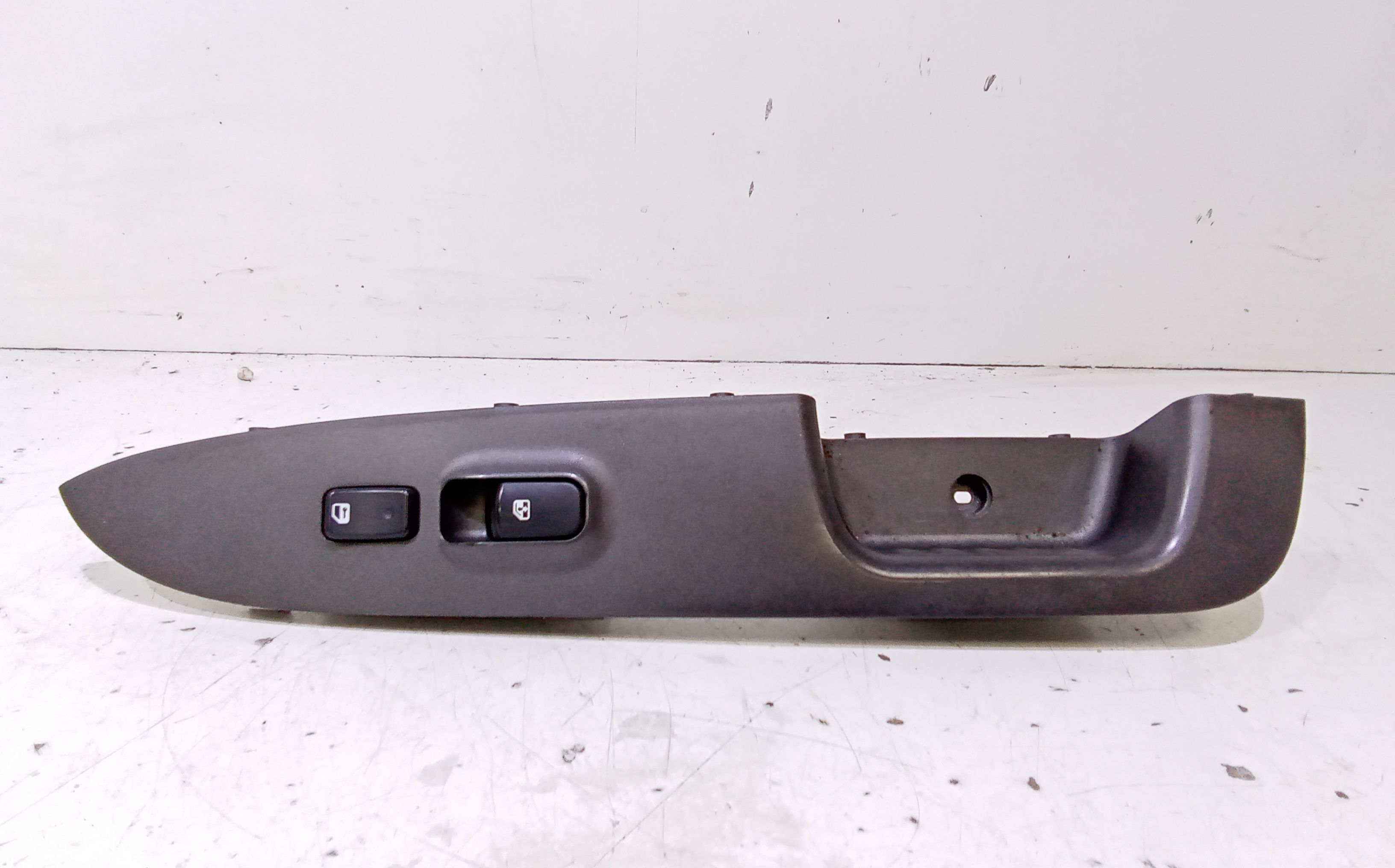 Interruttore Alzacristalli Porta Ant. Destro Usato