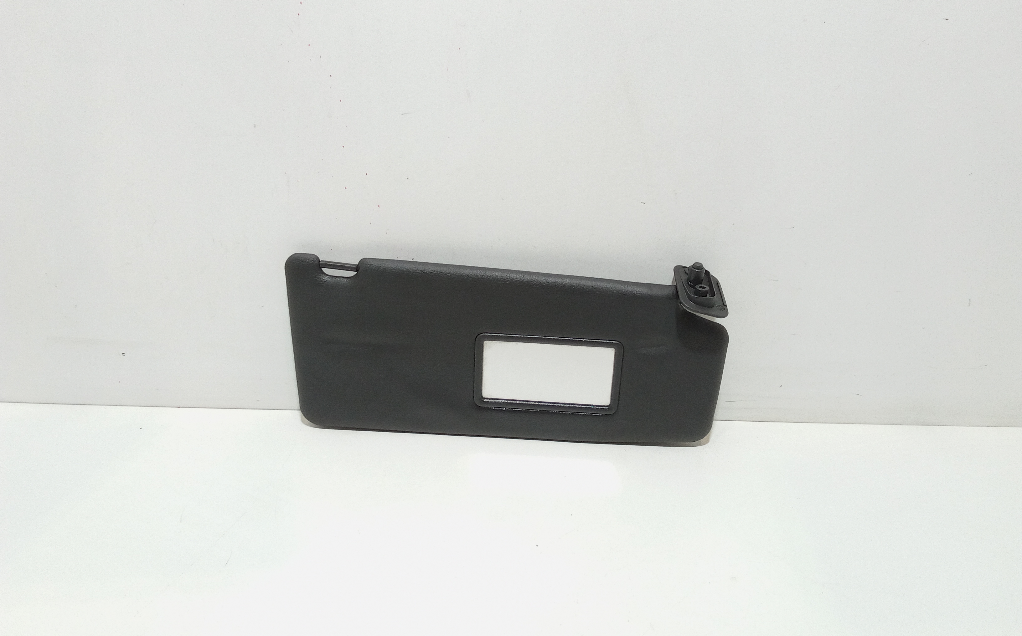 Aletta Parasole Parabrezza Destro 719701635 Usato