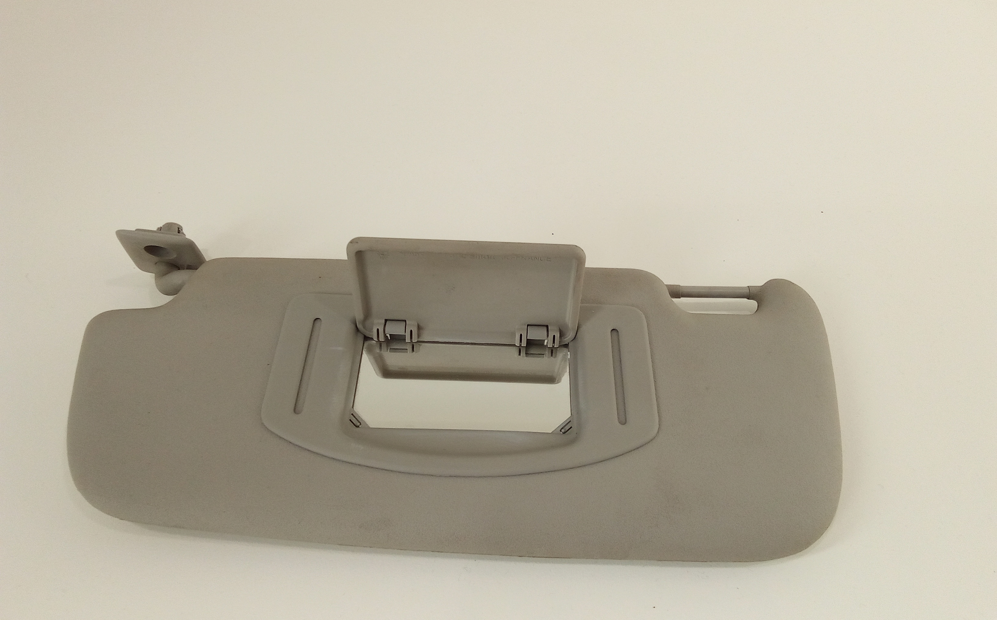 Aletta Parasole Parabrezza Sinistro A4548100910CH0A Usato