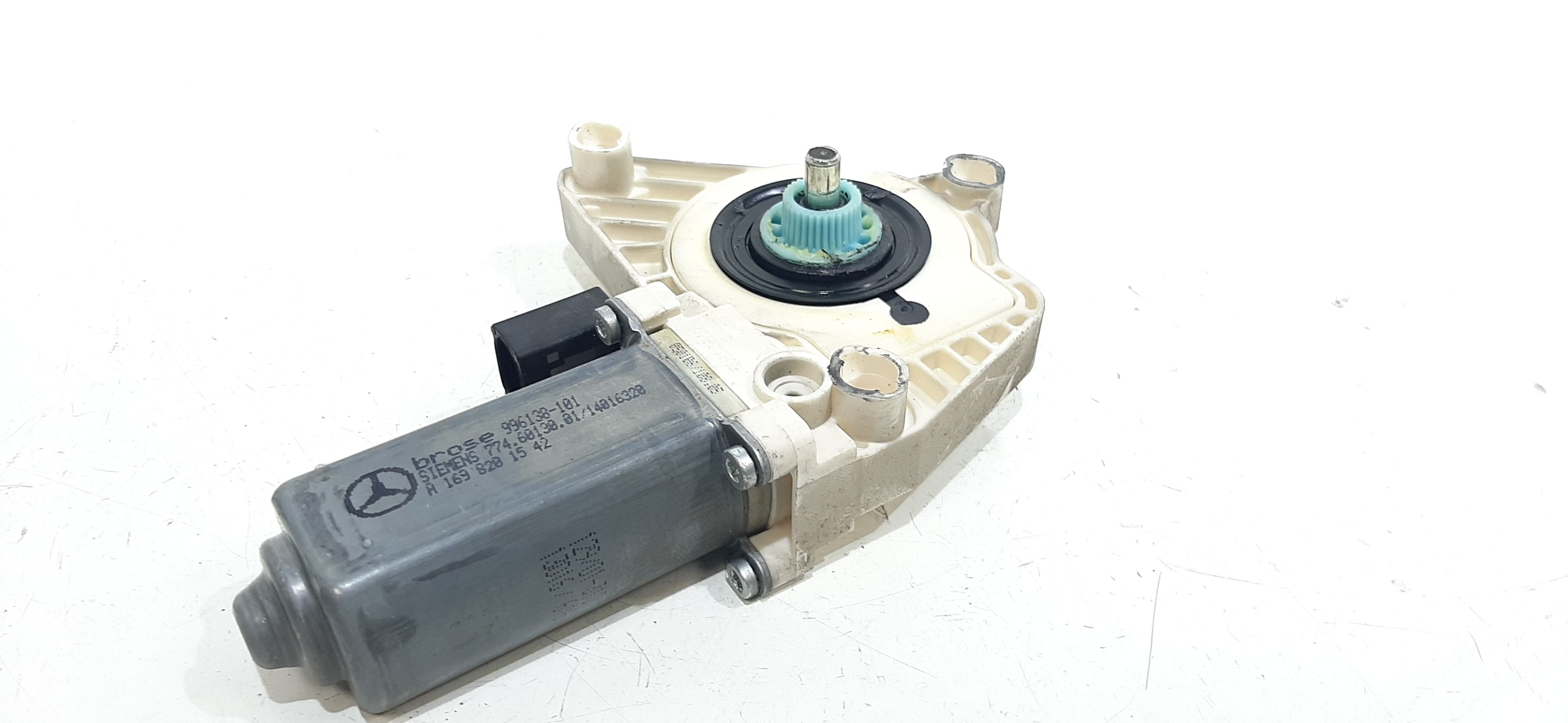 Motorino Alzacristallo Porta Ant. Sinistro A1698204142 Usato