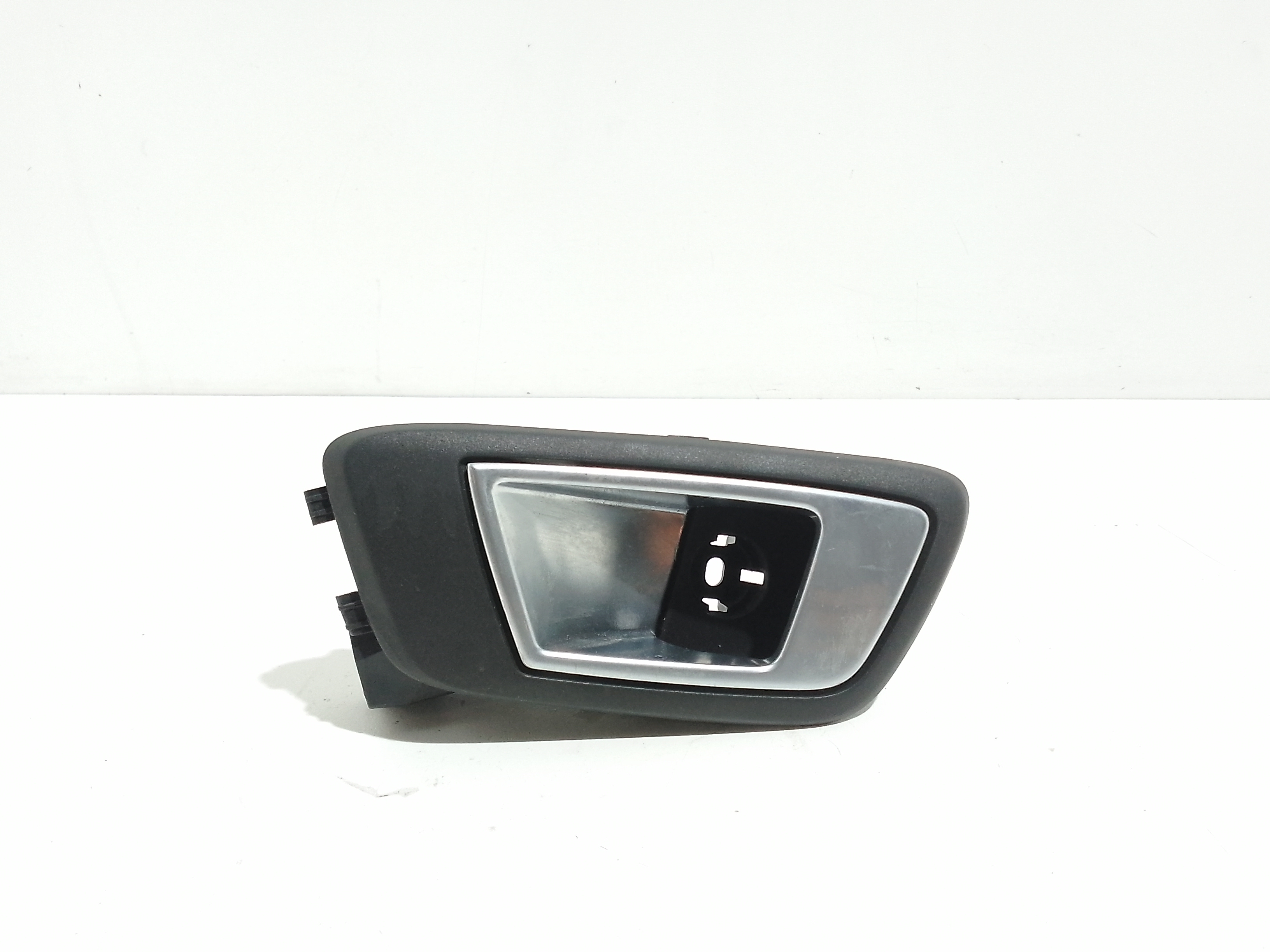 Maniglia Int. Apertura Porta Post. Sinistro Usato