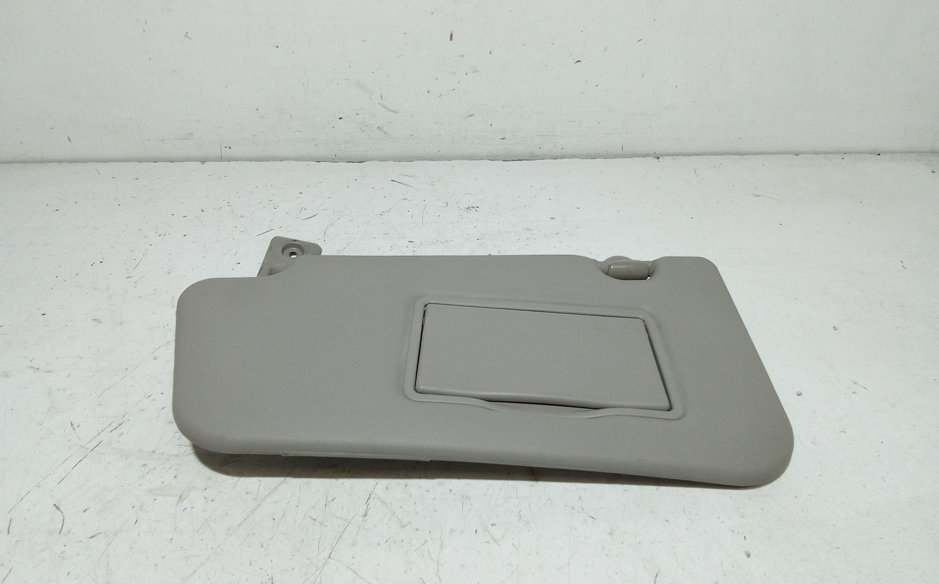 Aletta Parasole Parabrezza Sinistro Usato