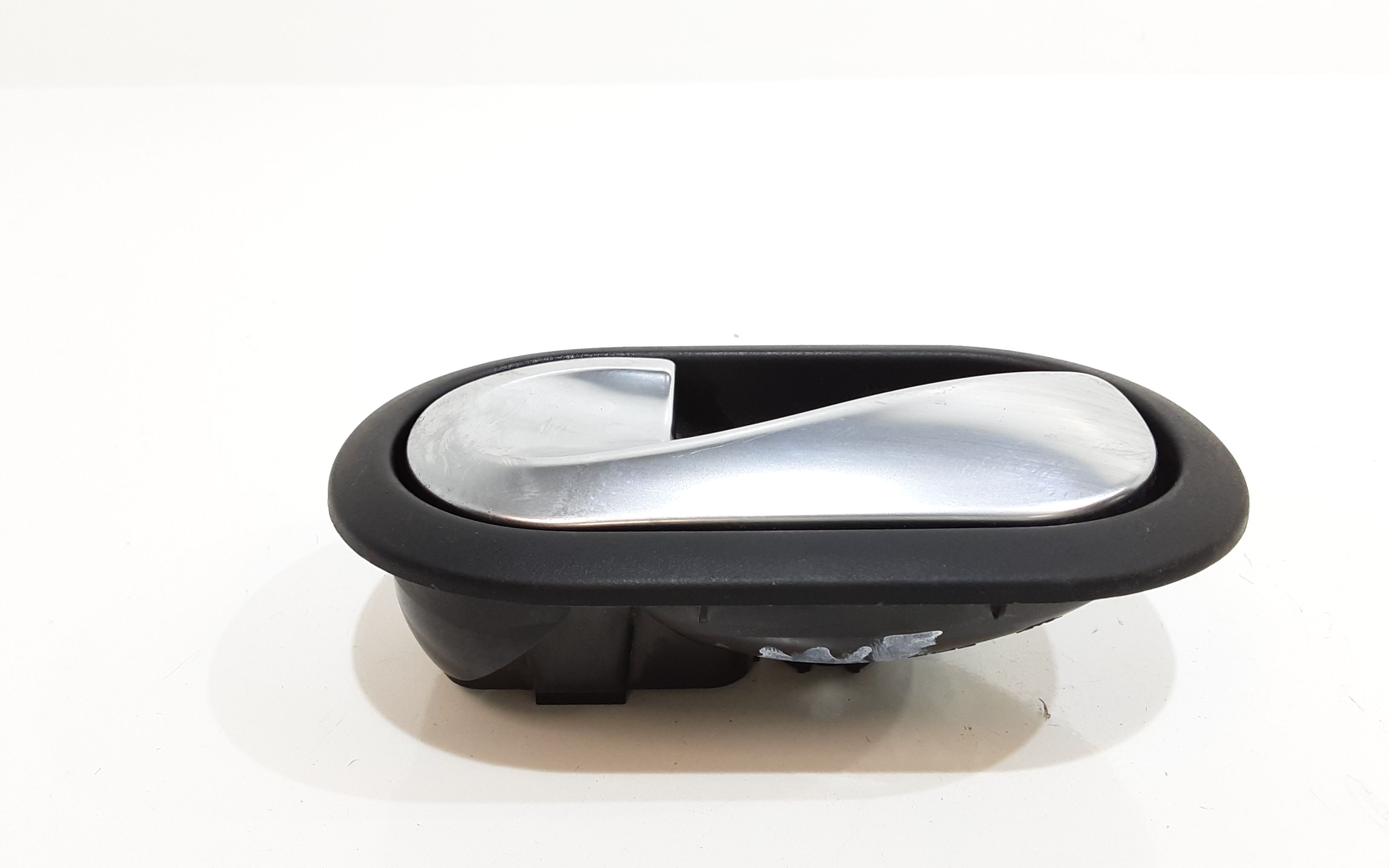 Maniglia Int. Apertura Porta Ant. Sinistro 8200310579 Usato