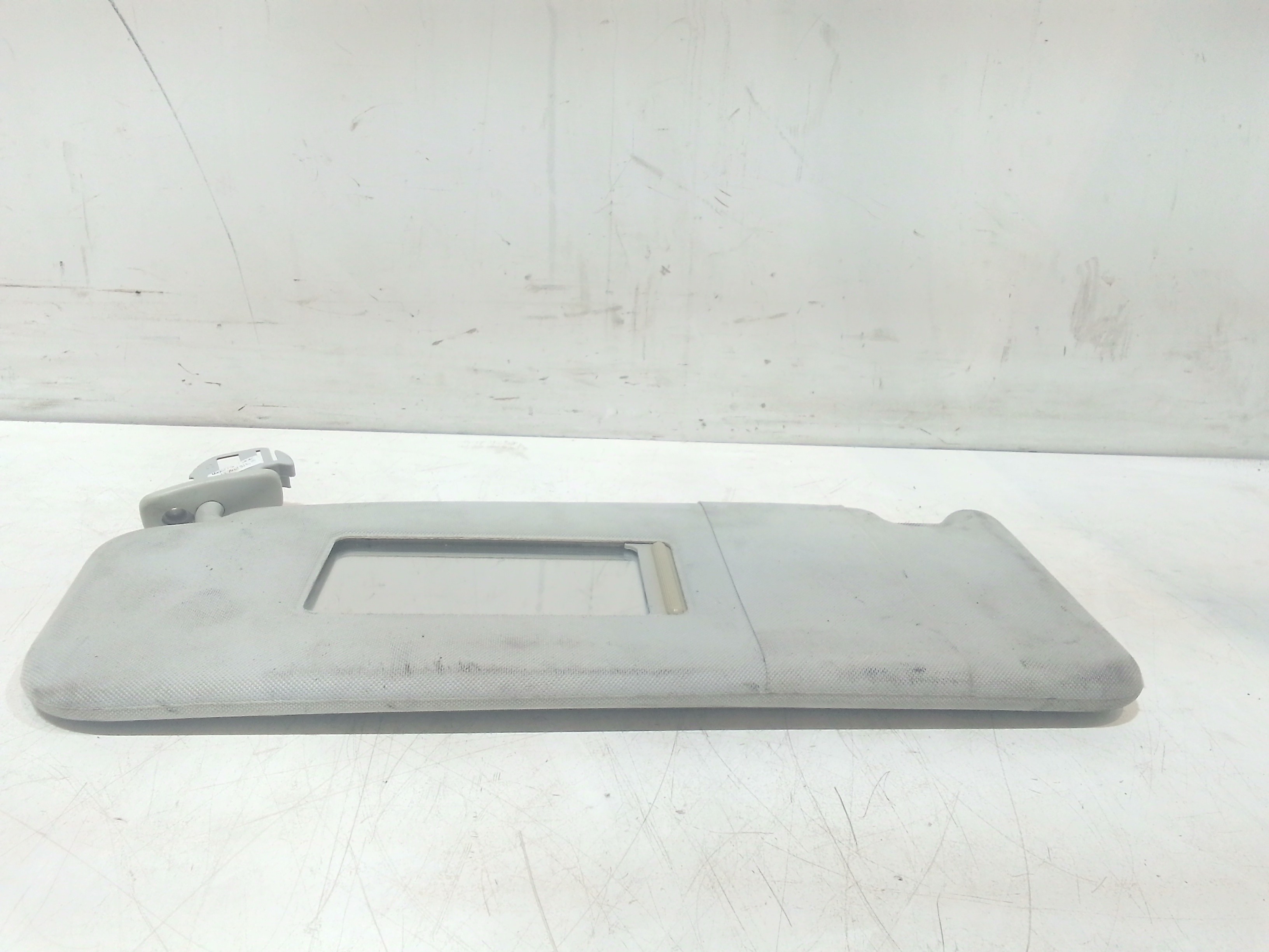 Aletta Parasole Parabrezza Sinistro Usato