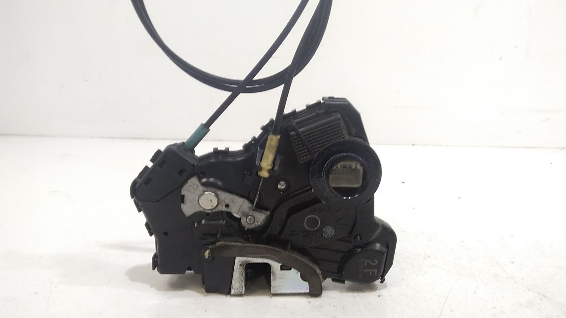 Serratura Porta Ant. Destro 6903012490 Usato