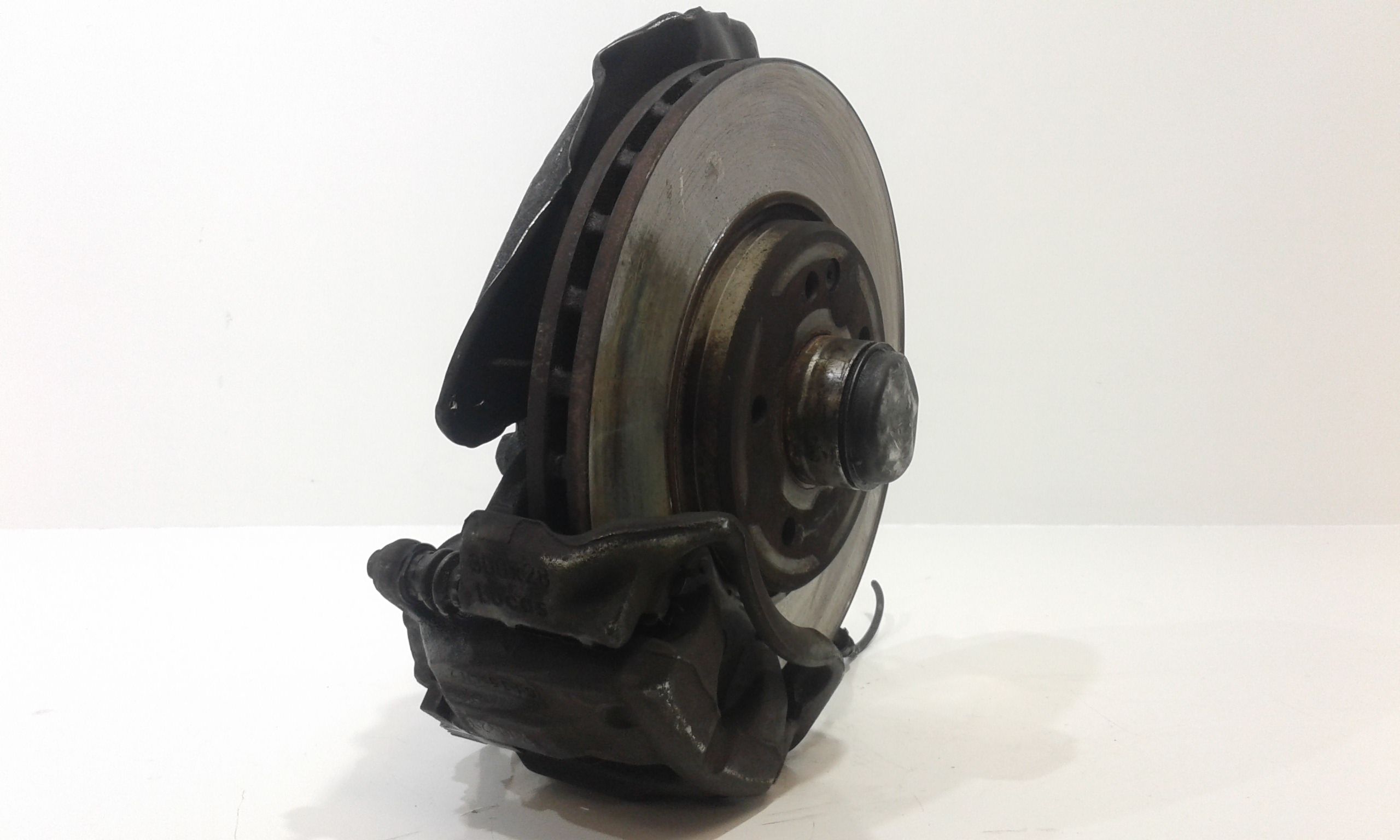 Fusello Montante Mozzo Anteriore Sinistro Usato