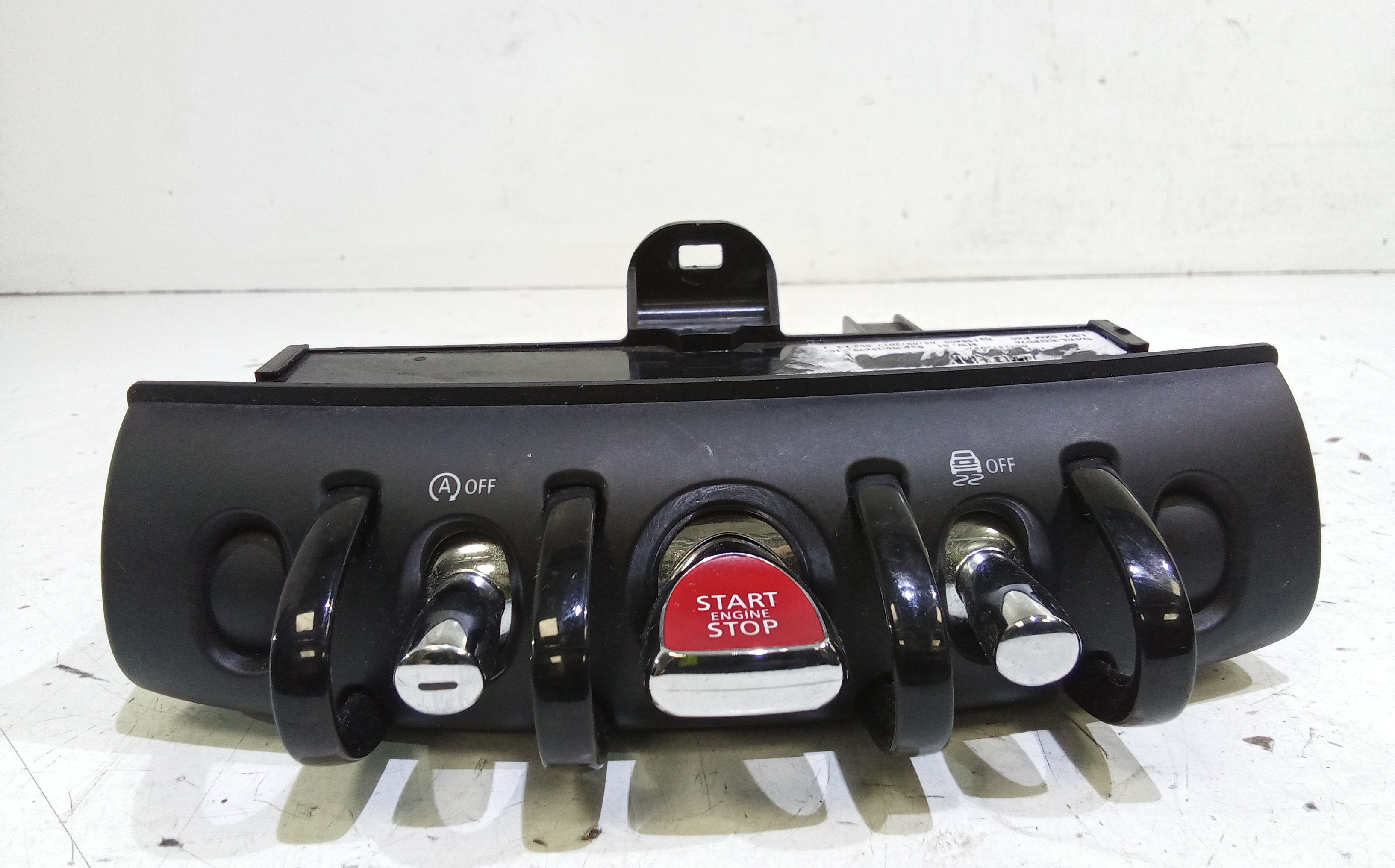 Blocco Comandi Multifunzioni 61316838210 Usato