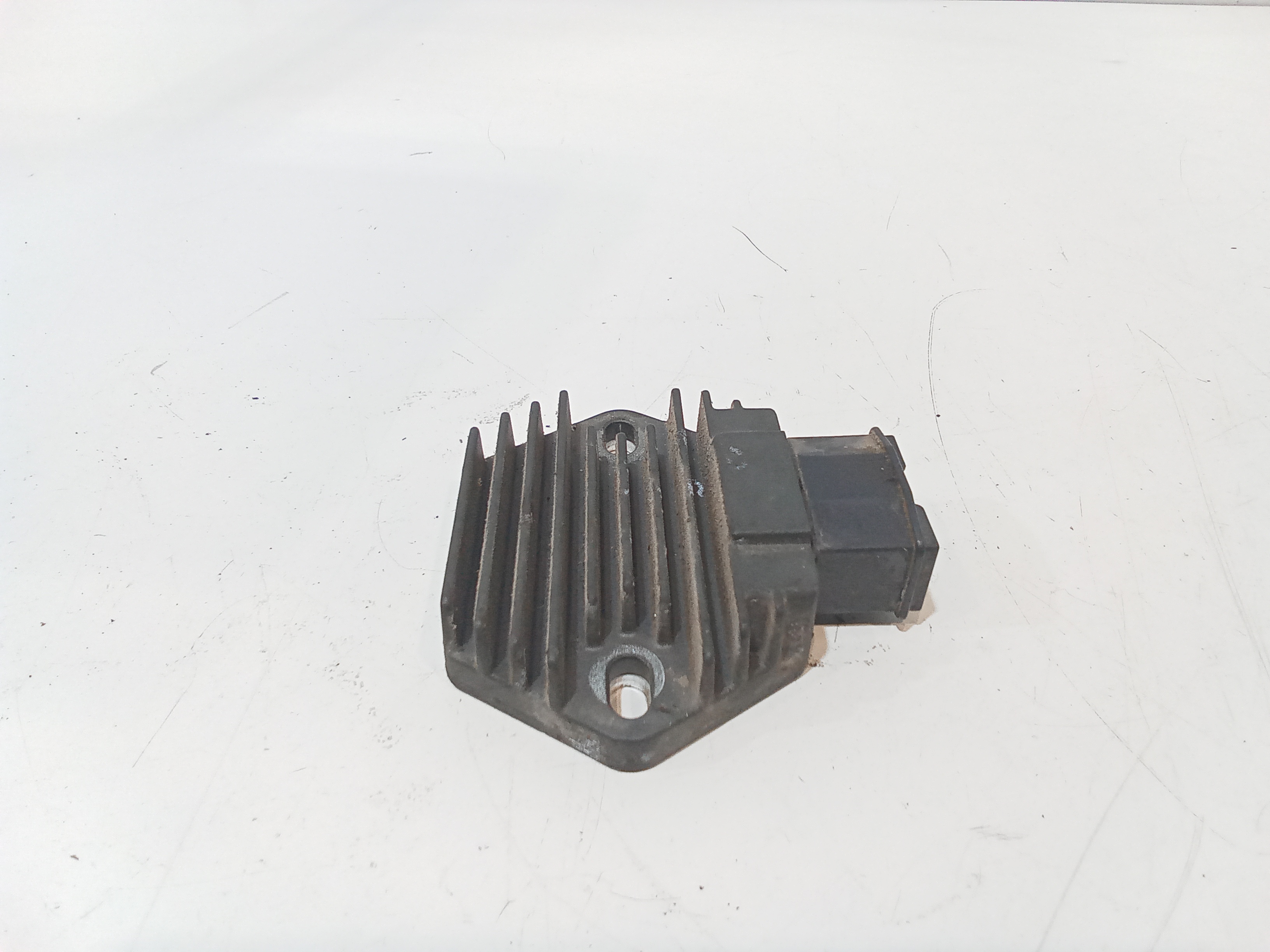 Regolatore Tensione Usato