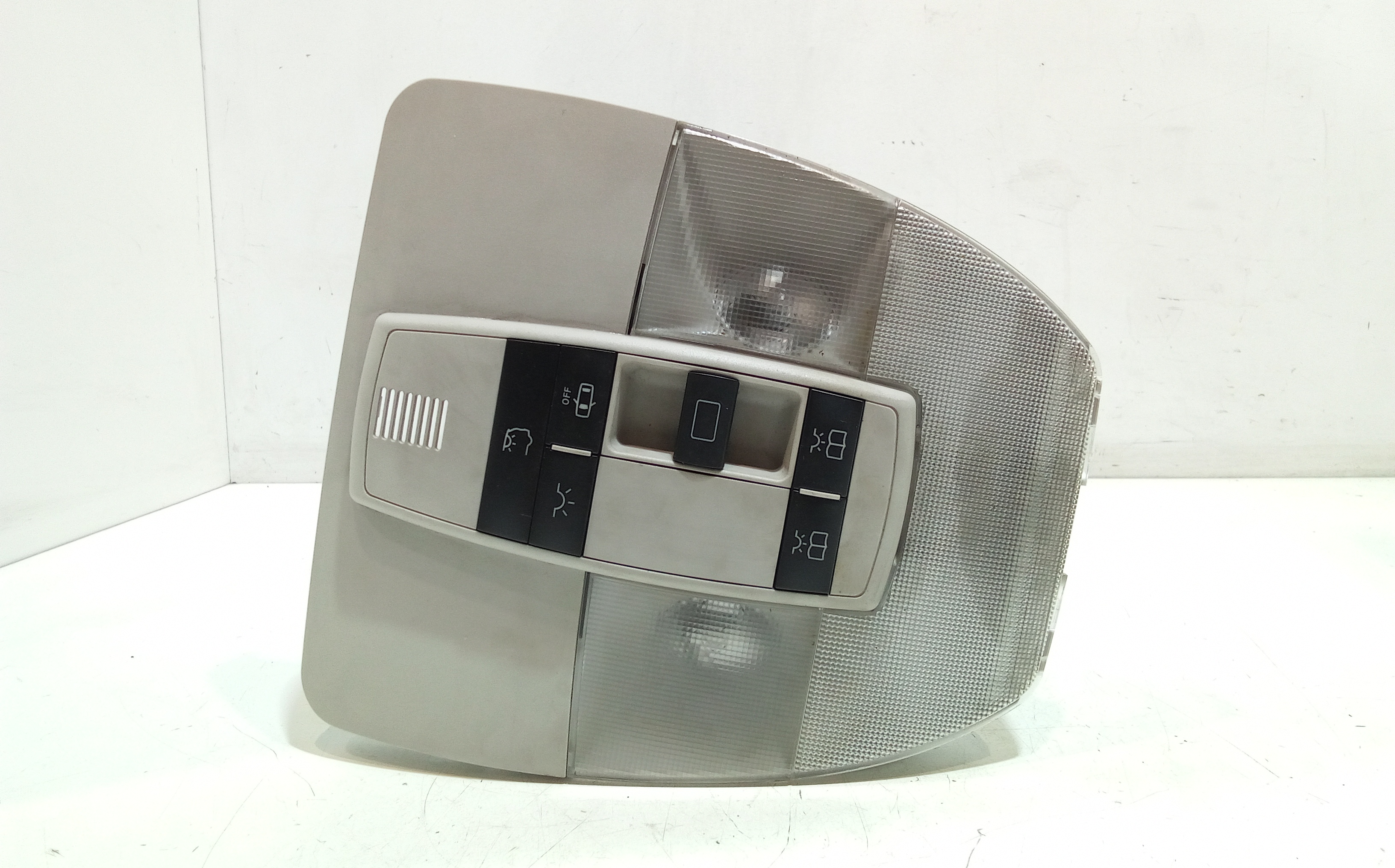 Luce Cortesia Ant. Tetto A16982000017H52 Usato