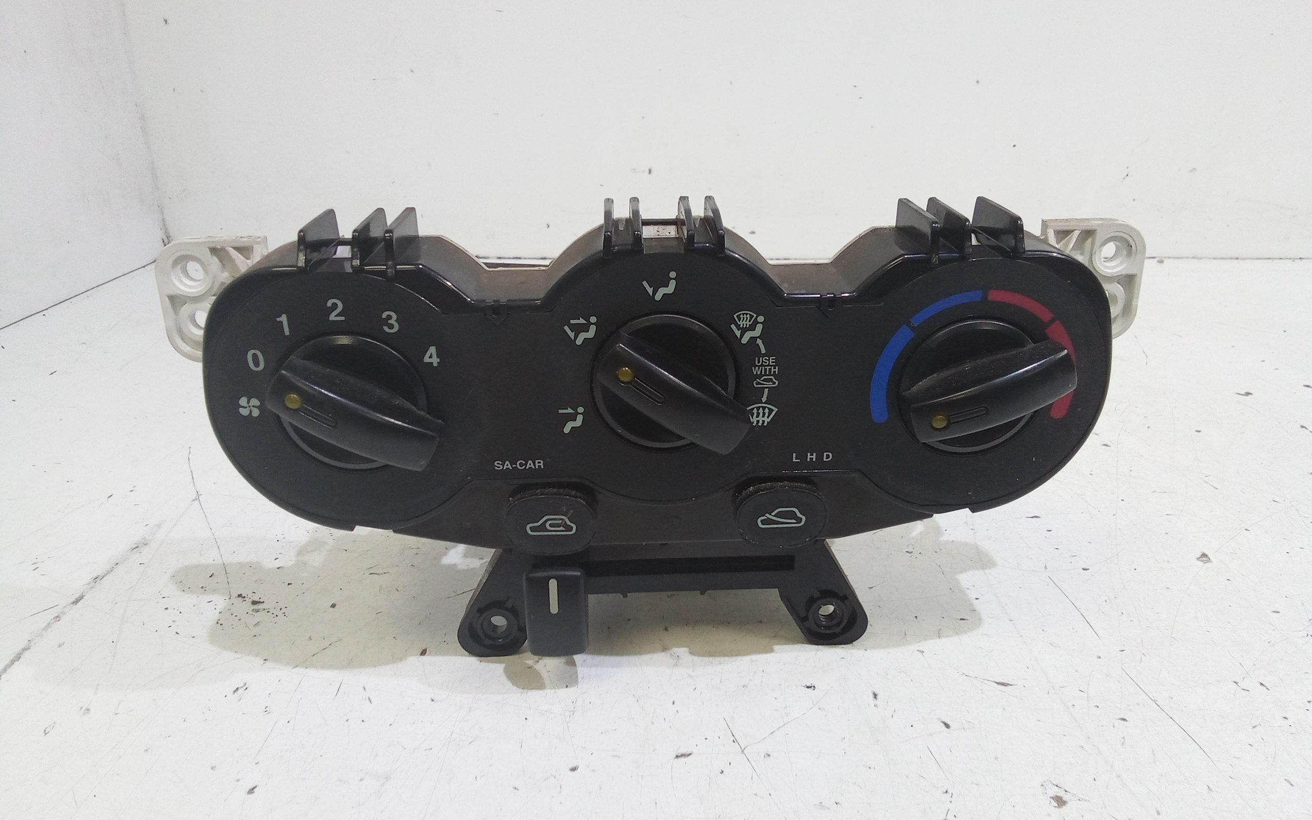 Blocco Comando Climatizzazione 9725007000 Usato