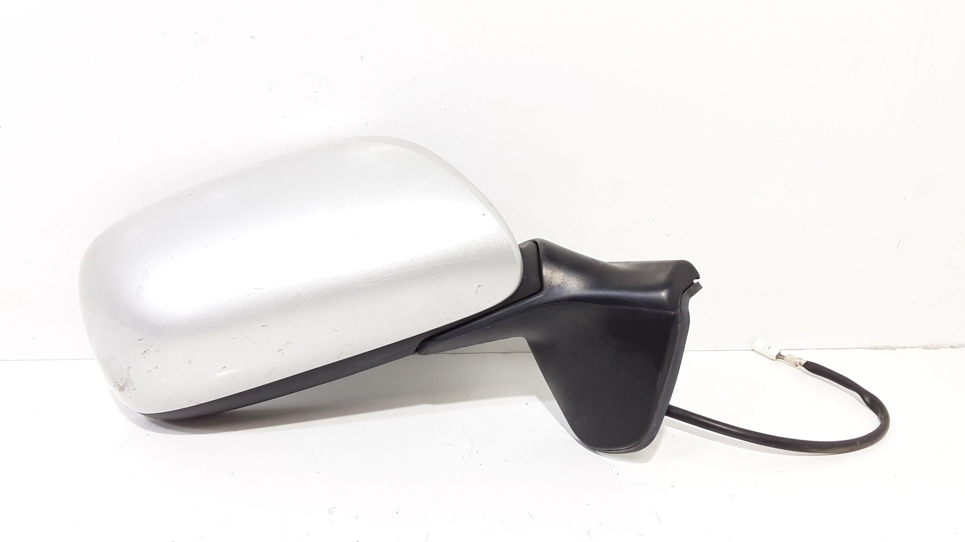 Retrovisore Est. Destro Usato